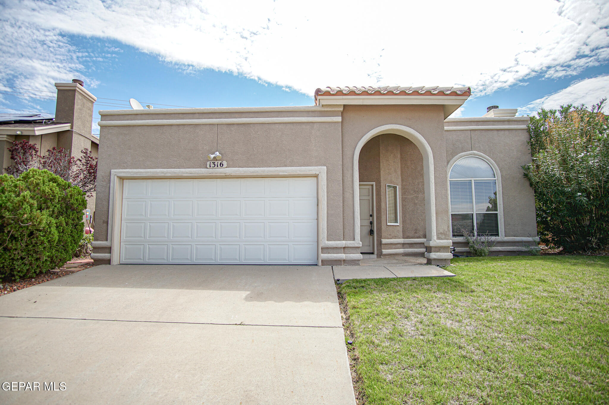 1316 Desierto Azul Drive — photo