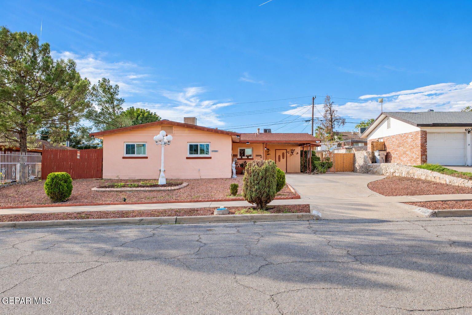 6017 Isabella Drive — photo