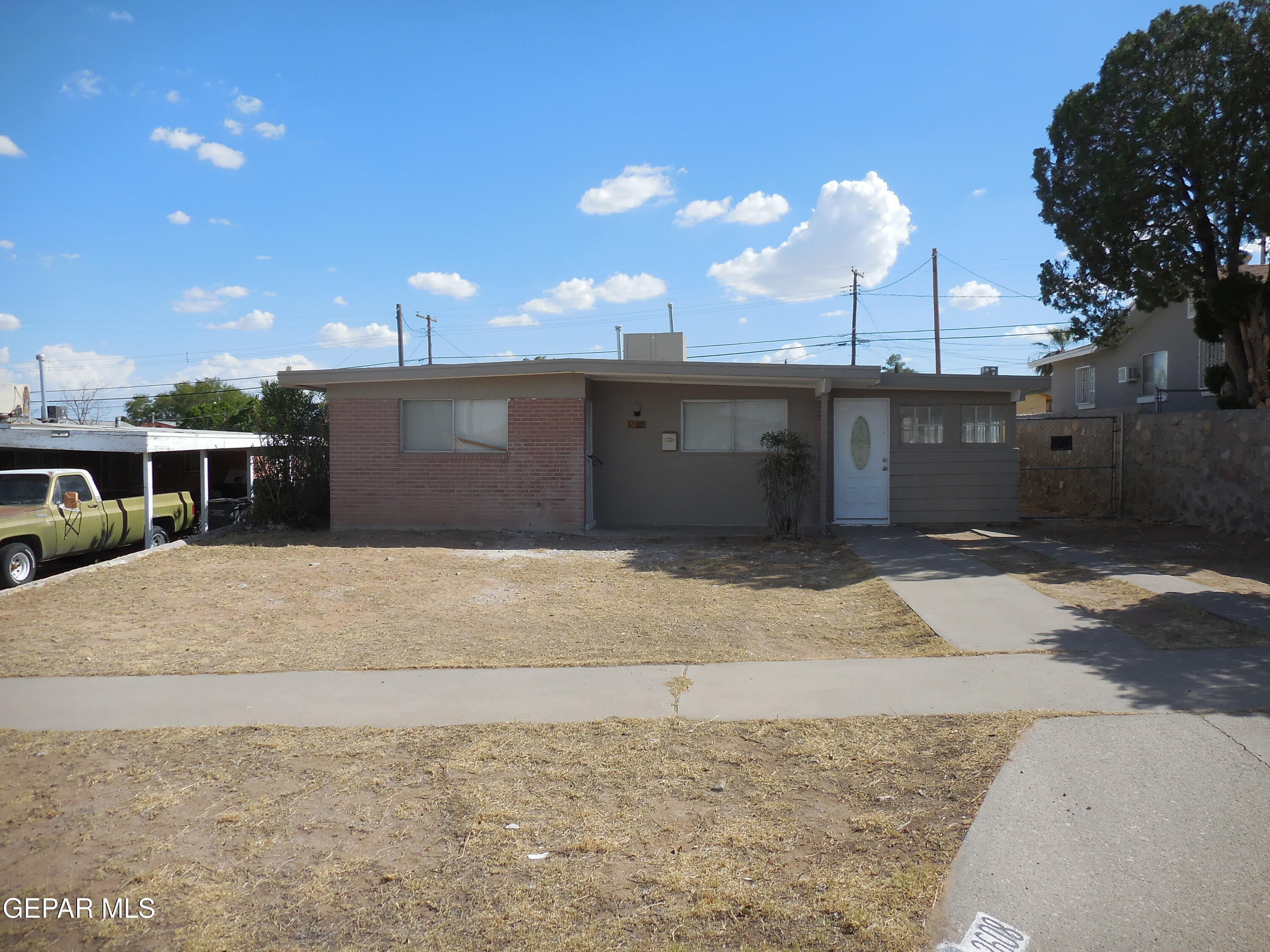 3608 Sheppard Avenue — photo