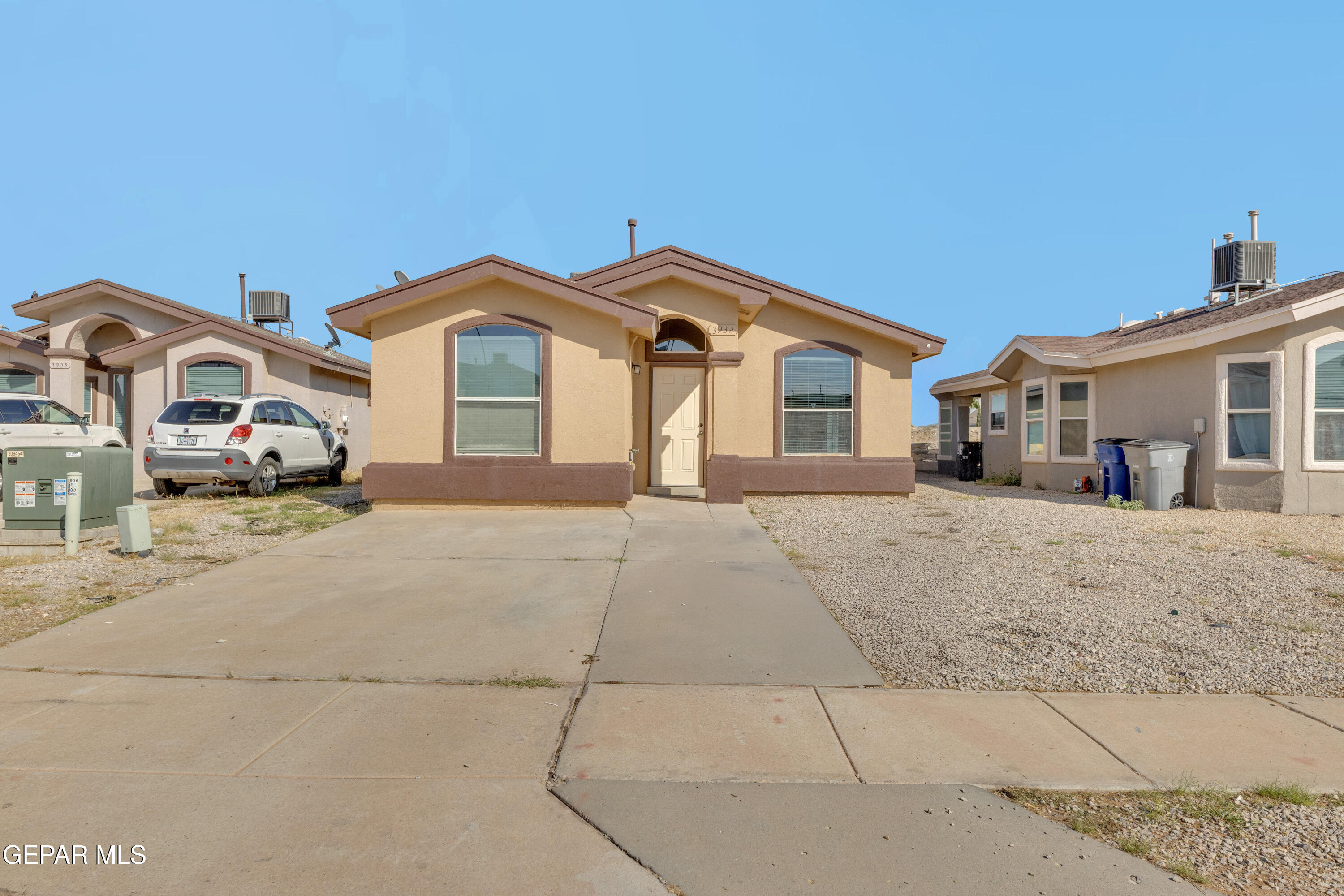3932 Tierra Zafiro Drive — photo