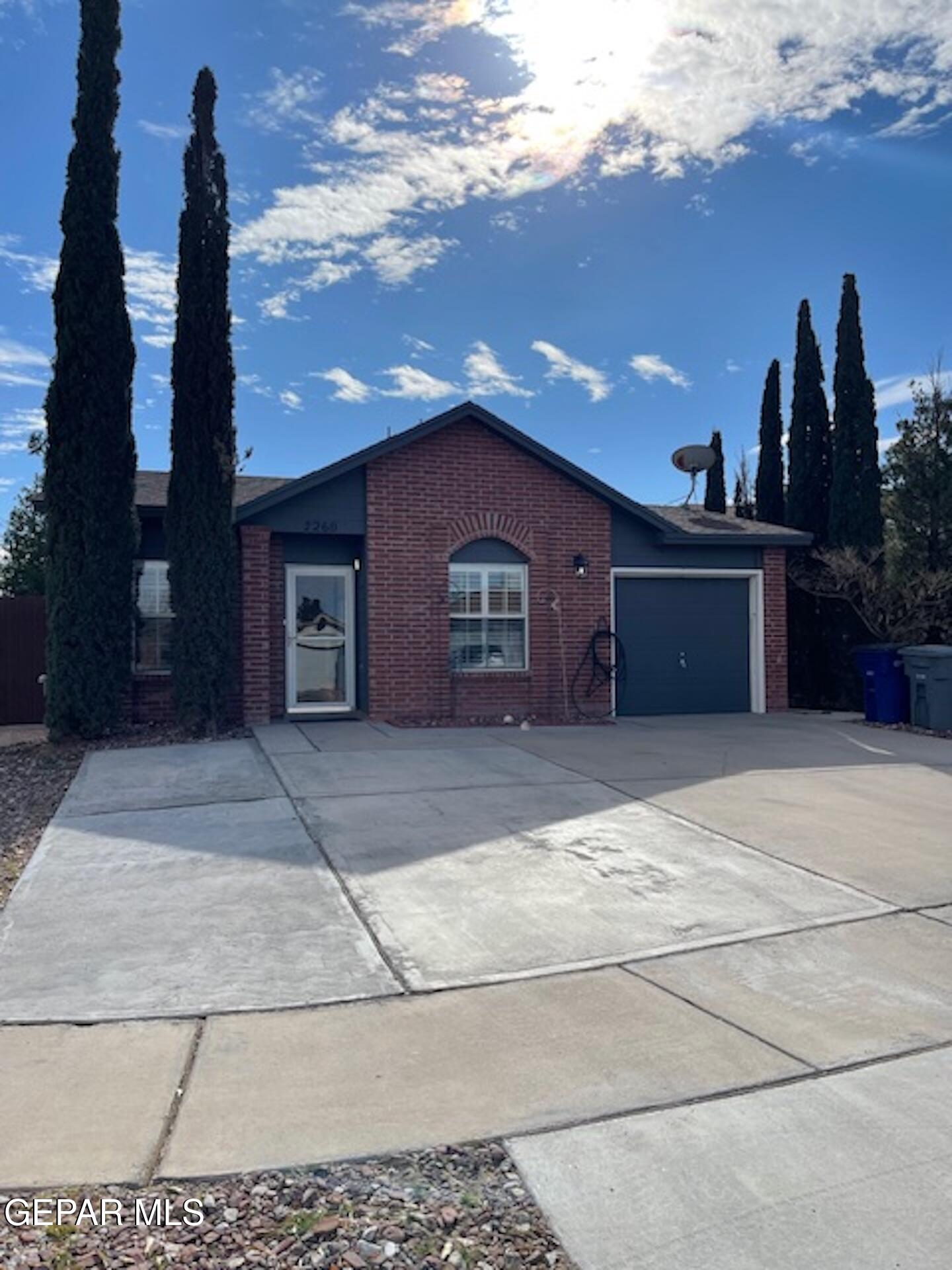 2260 Tierra Alegre Way — photo