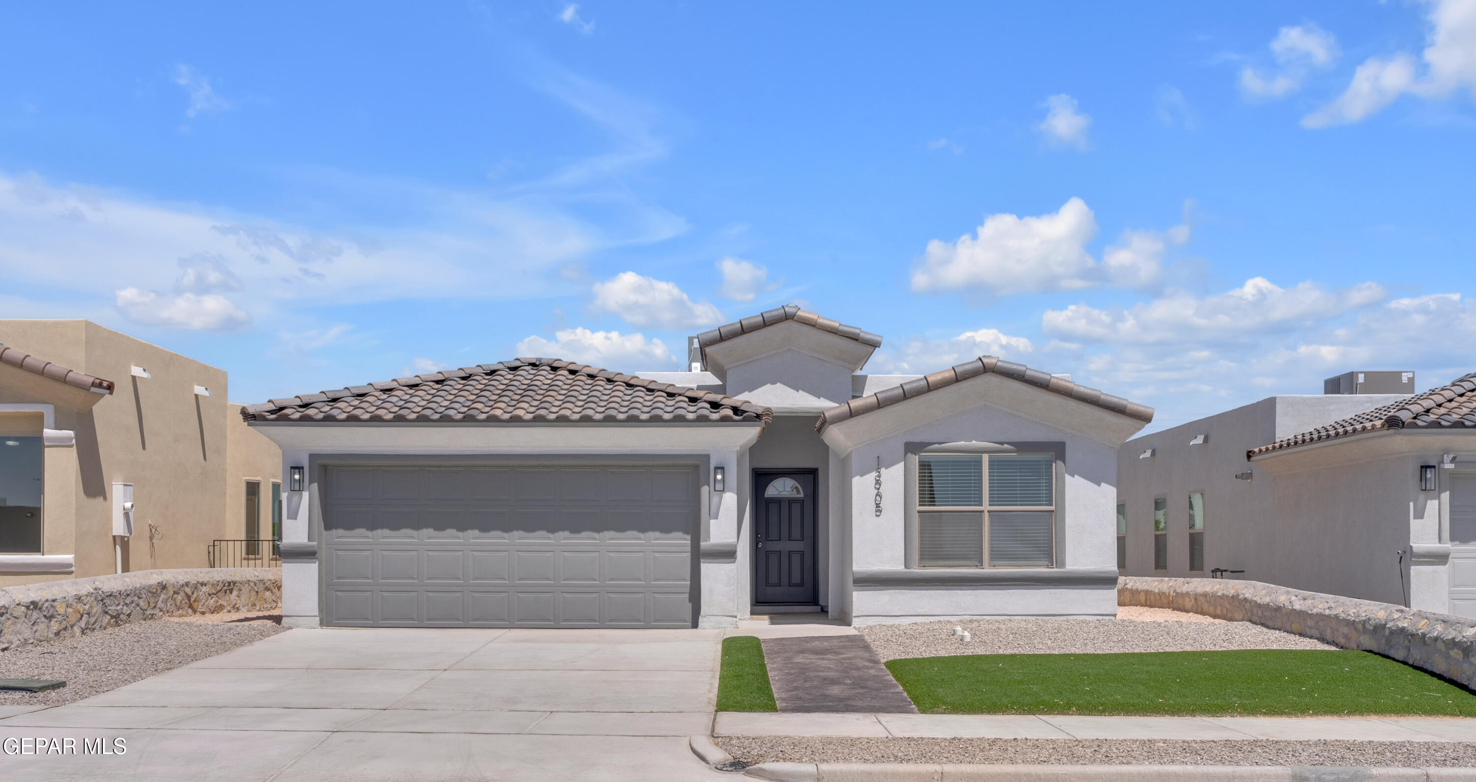 3812 Perspective Street — photo