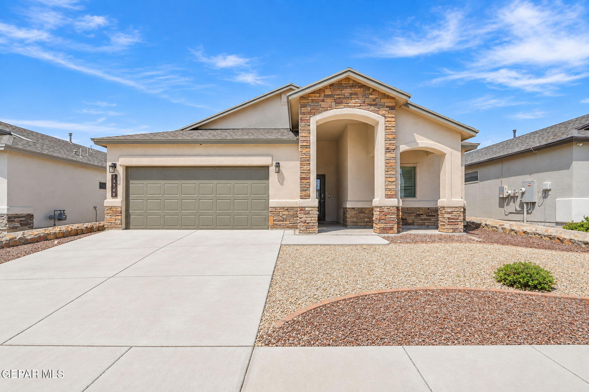 13749 Flora Vista Avenue — photo