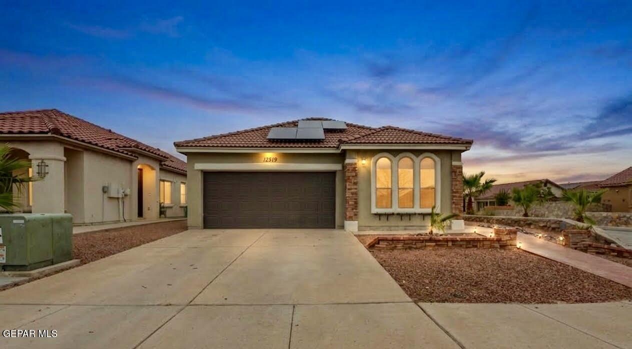13519 Selby Street — photo