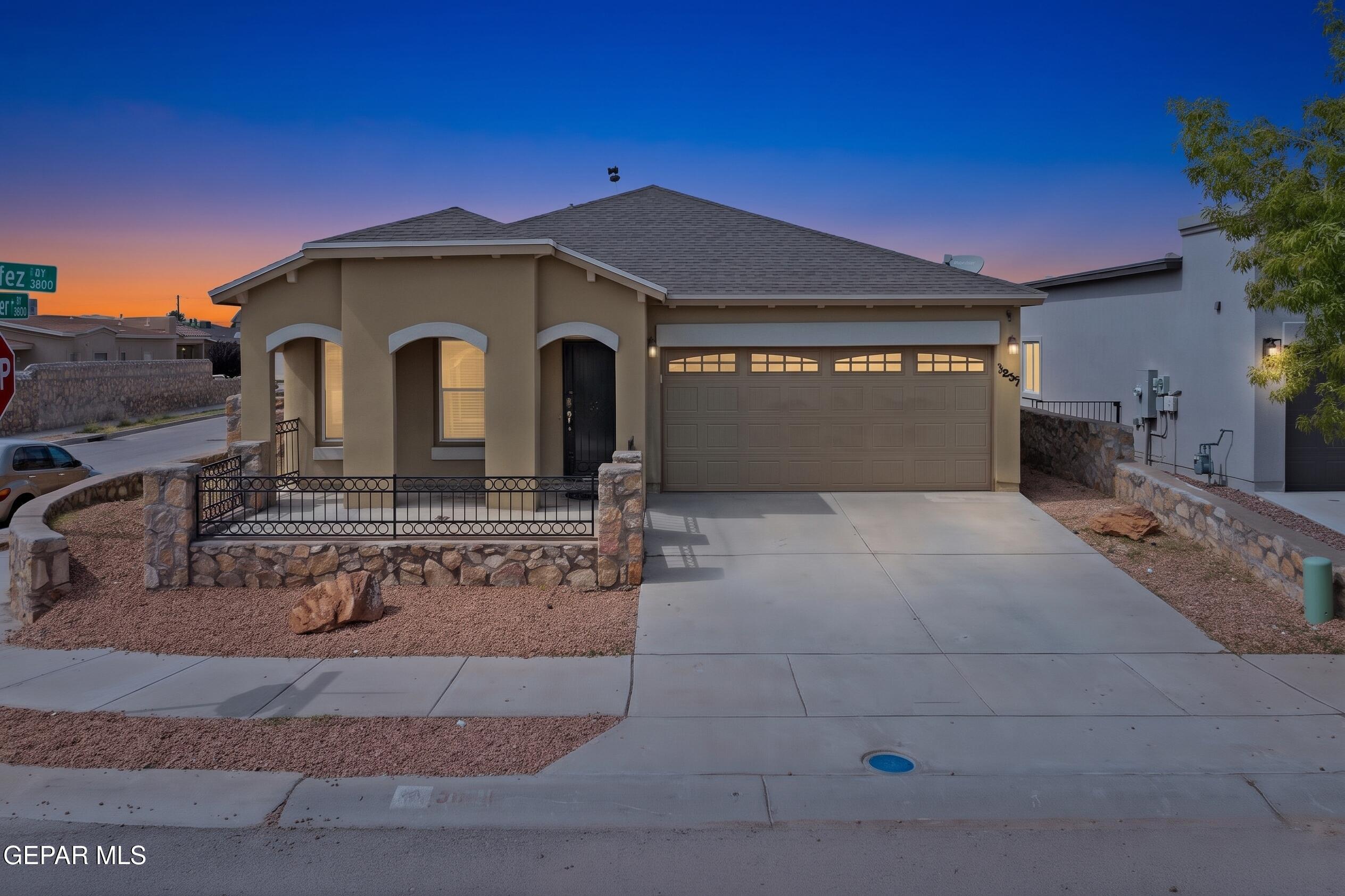 3853 Loma Cortez Drive — photo