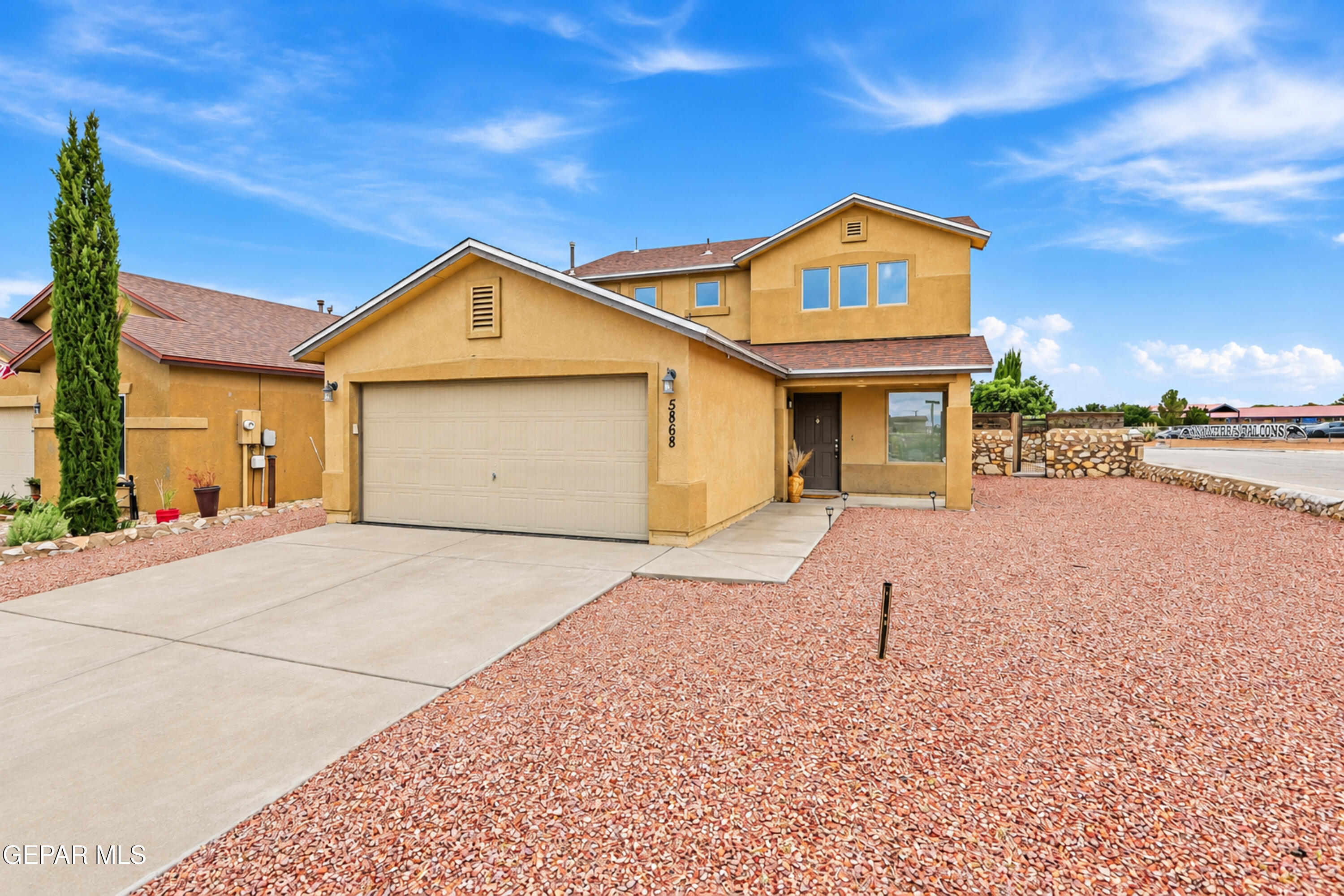 5868 Baywood Street — photo