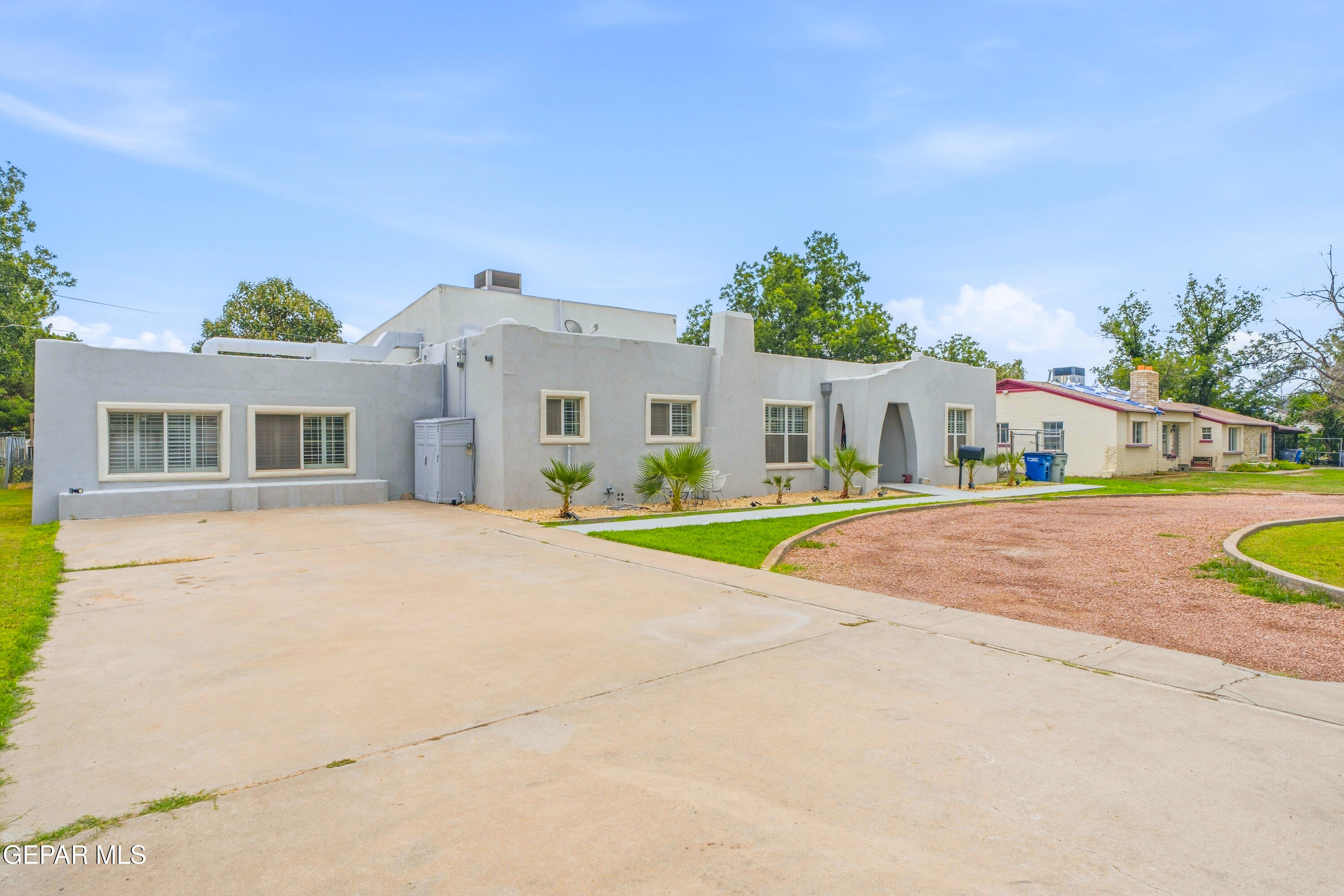 7359 Franklin Drive — photo