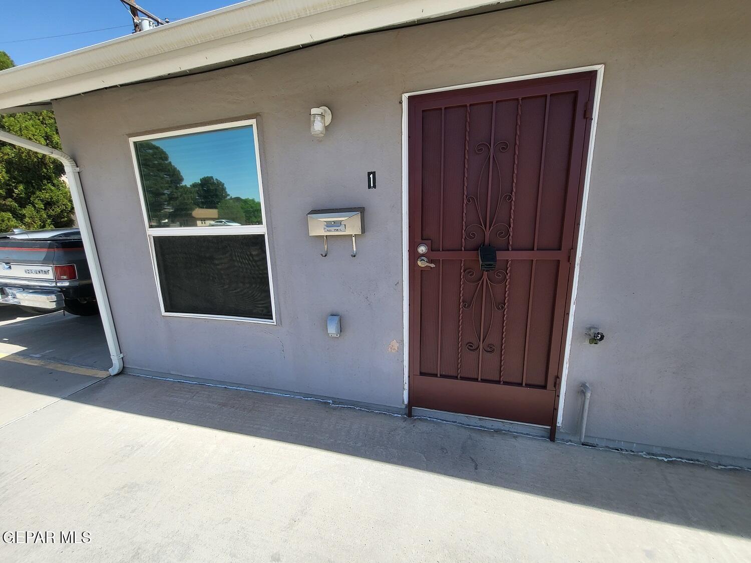 7365 N Loop Drive 3 — photo