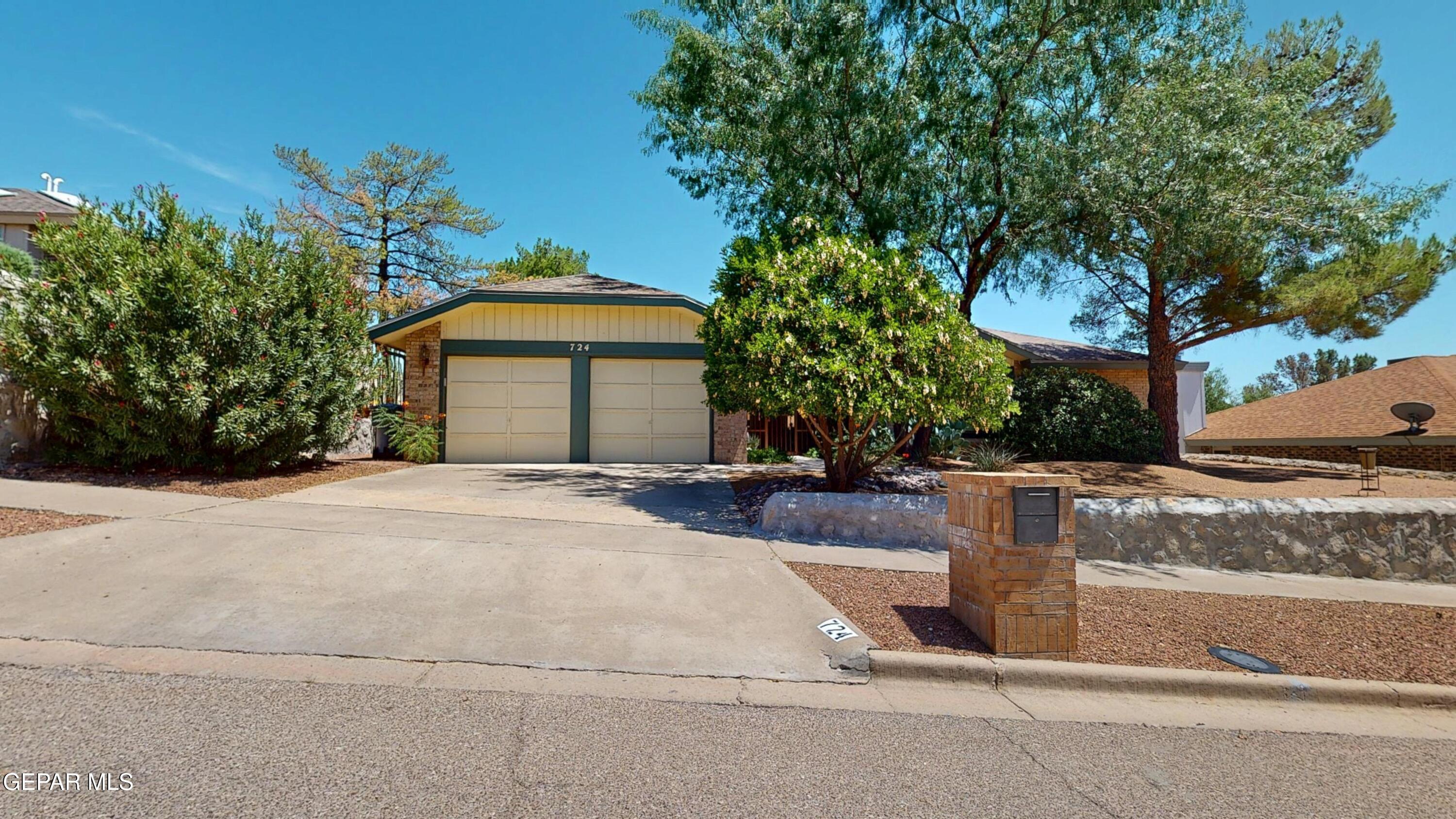 724 Cheltenham Drive — photo
