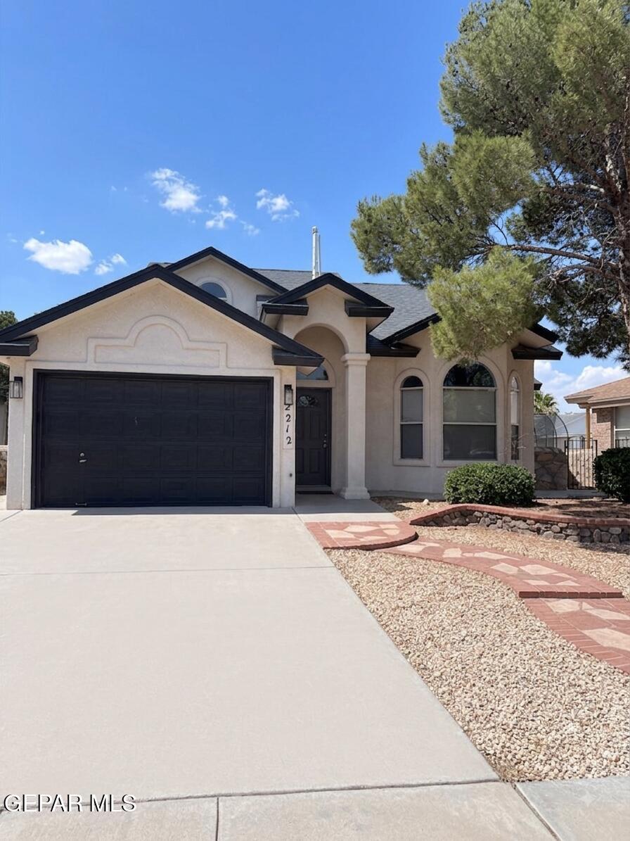 2212 Tierra de Oro Way — photo