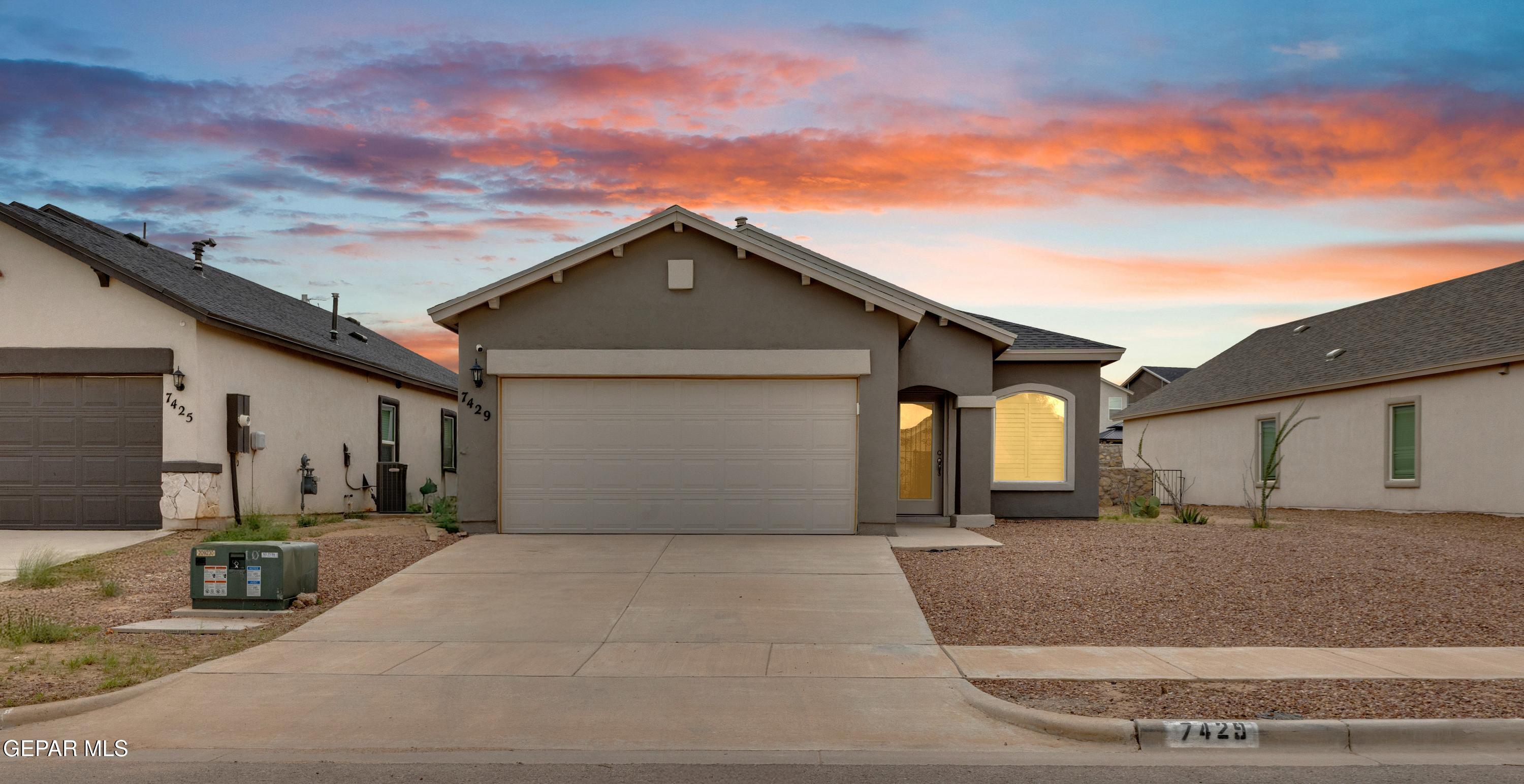 7429 Norte Mesa Lane — photo