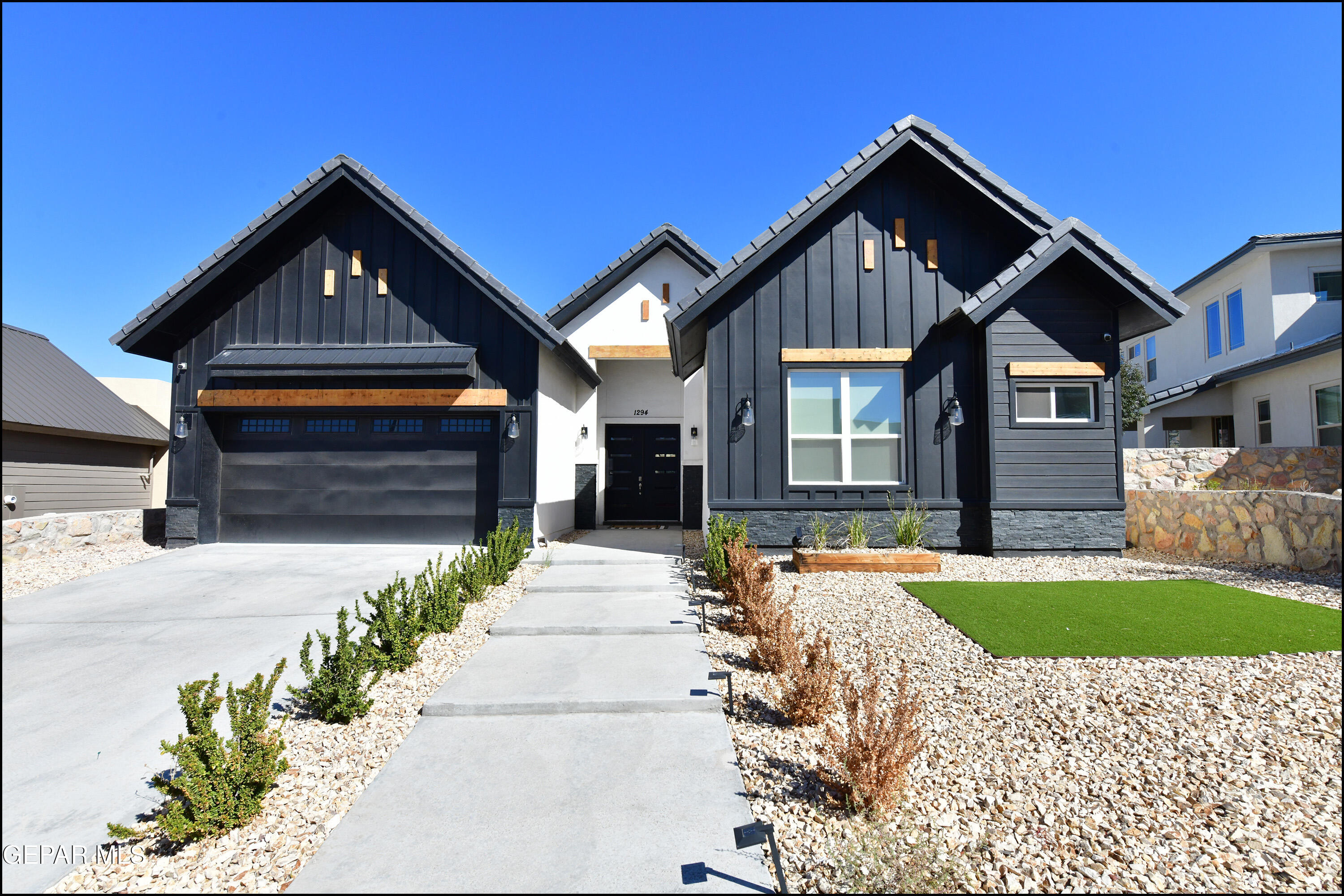 1294 Desert Sky Place — photo