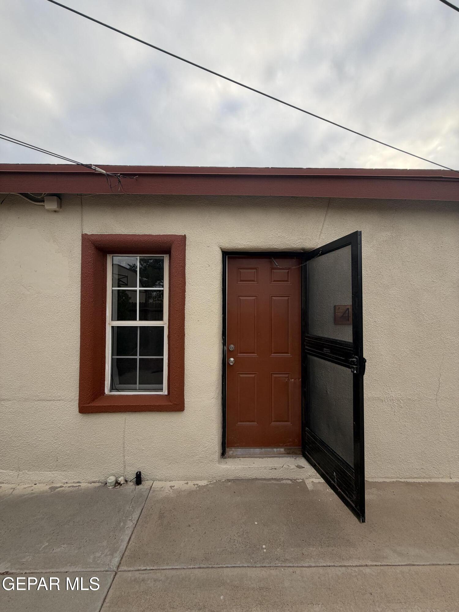 160 Arnold Place 4 — photo