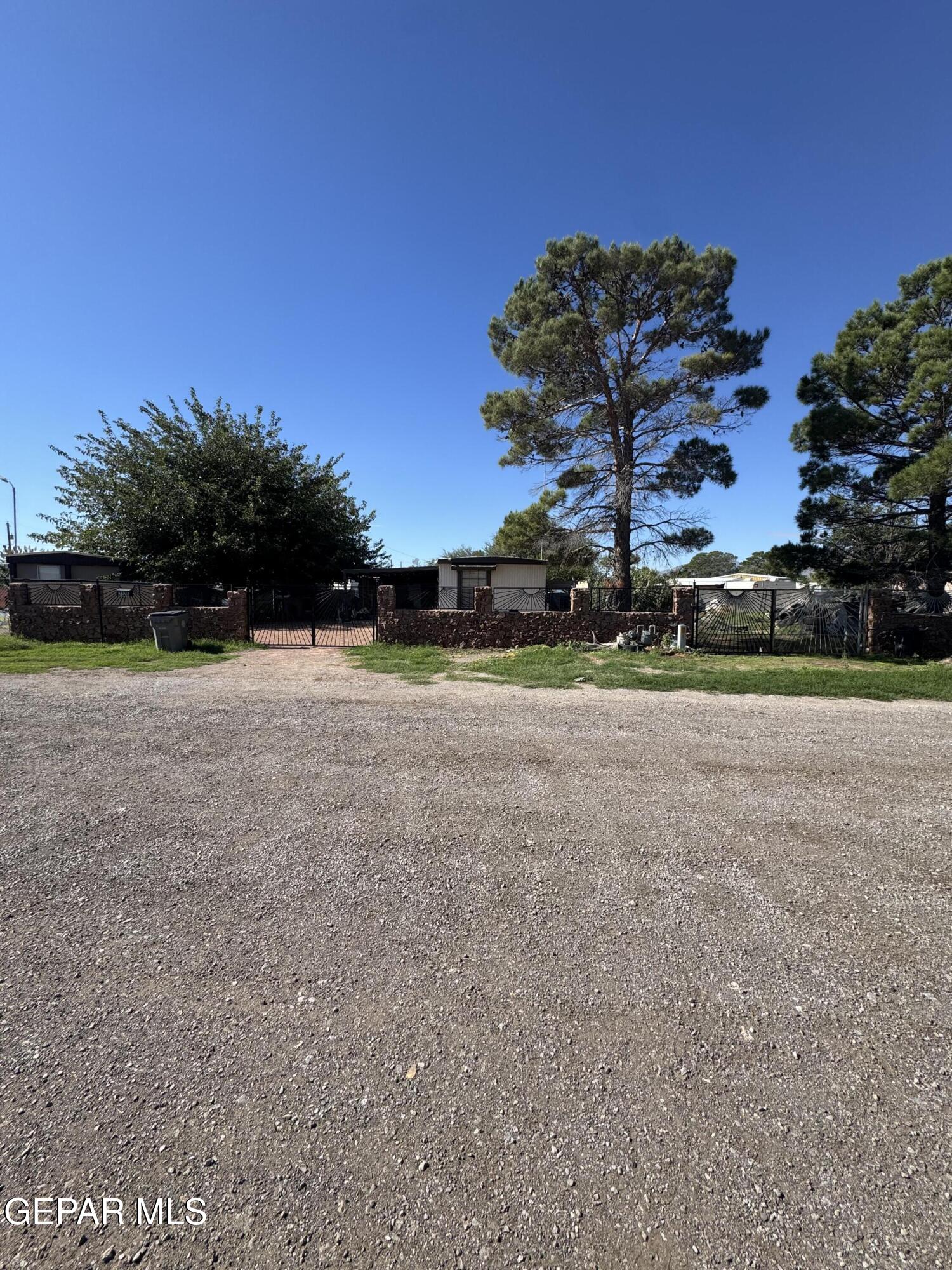 7328 O'Riley Lane — photo
