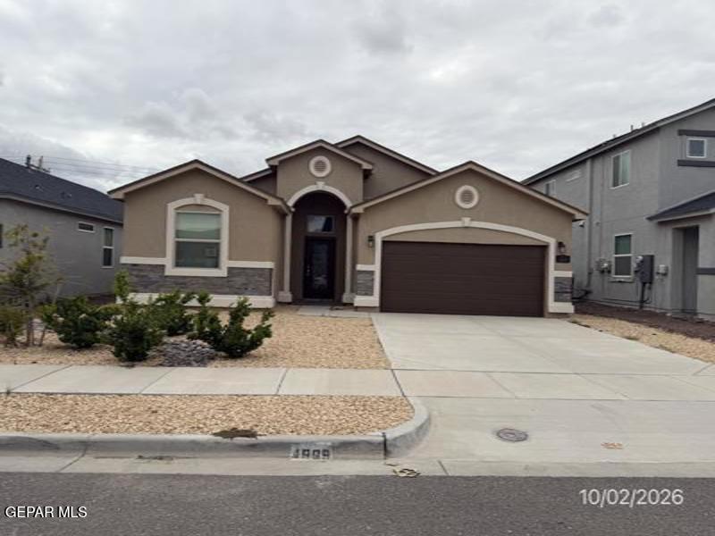 4869 Christian Azcarate Street 4869 — photo