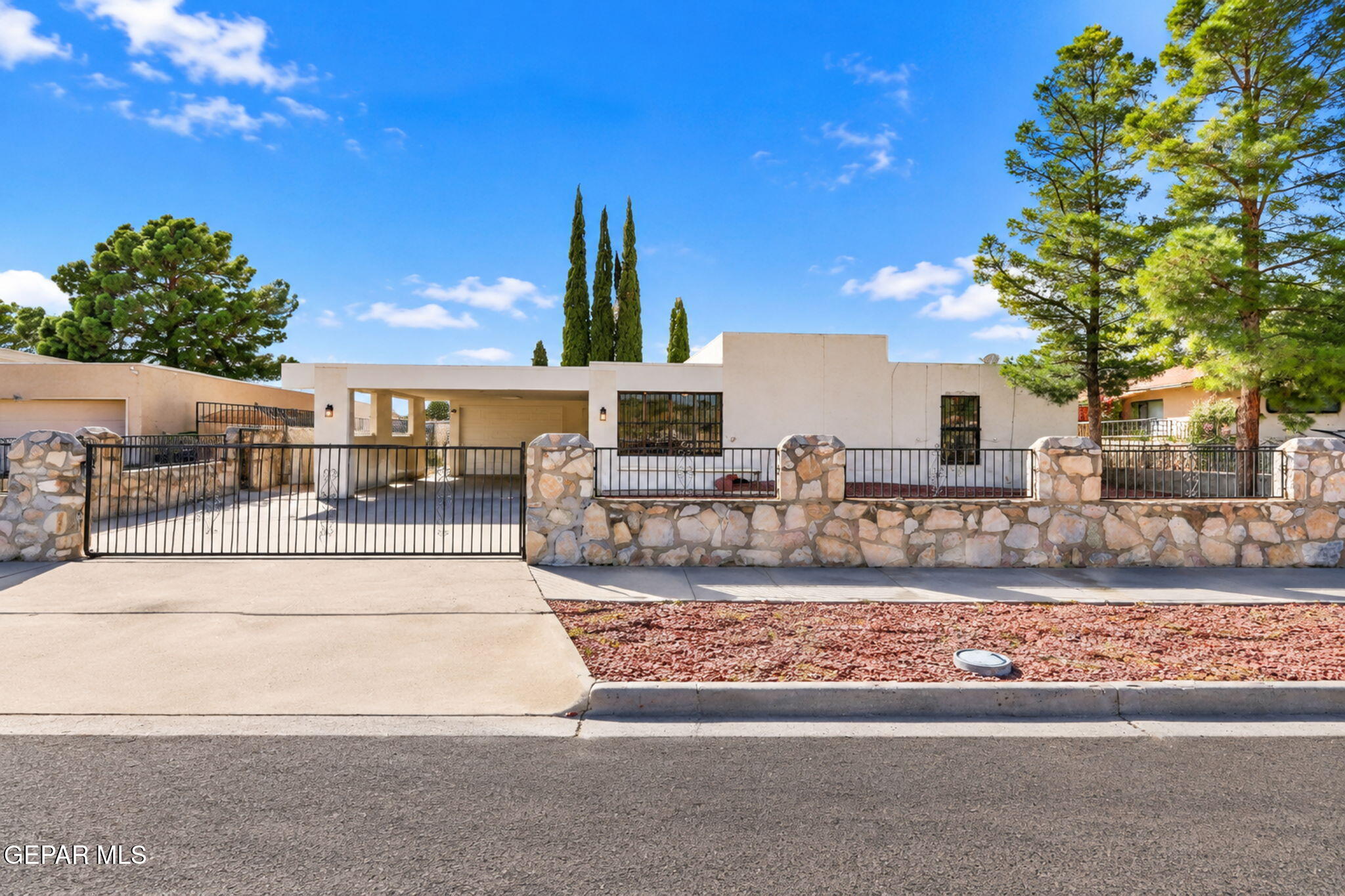 1625 Lou Graham Drive — photo