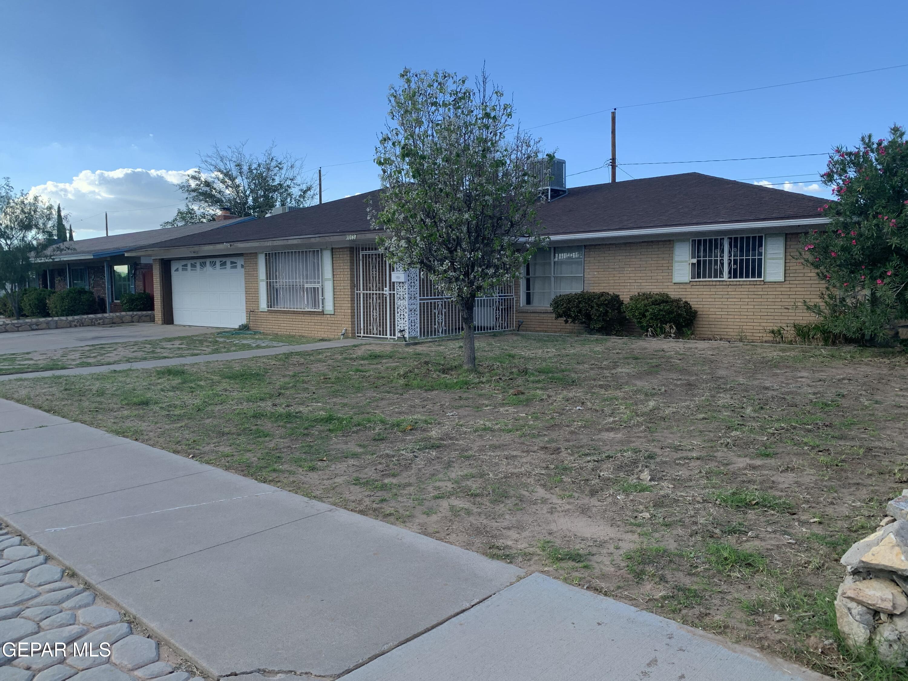 10137 Honolulu Drive — photo