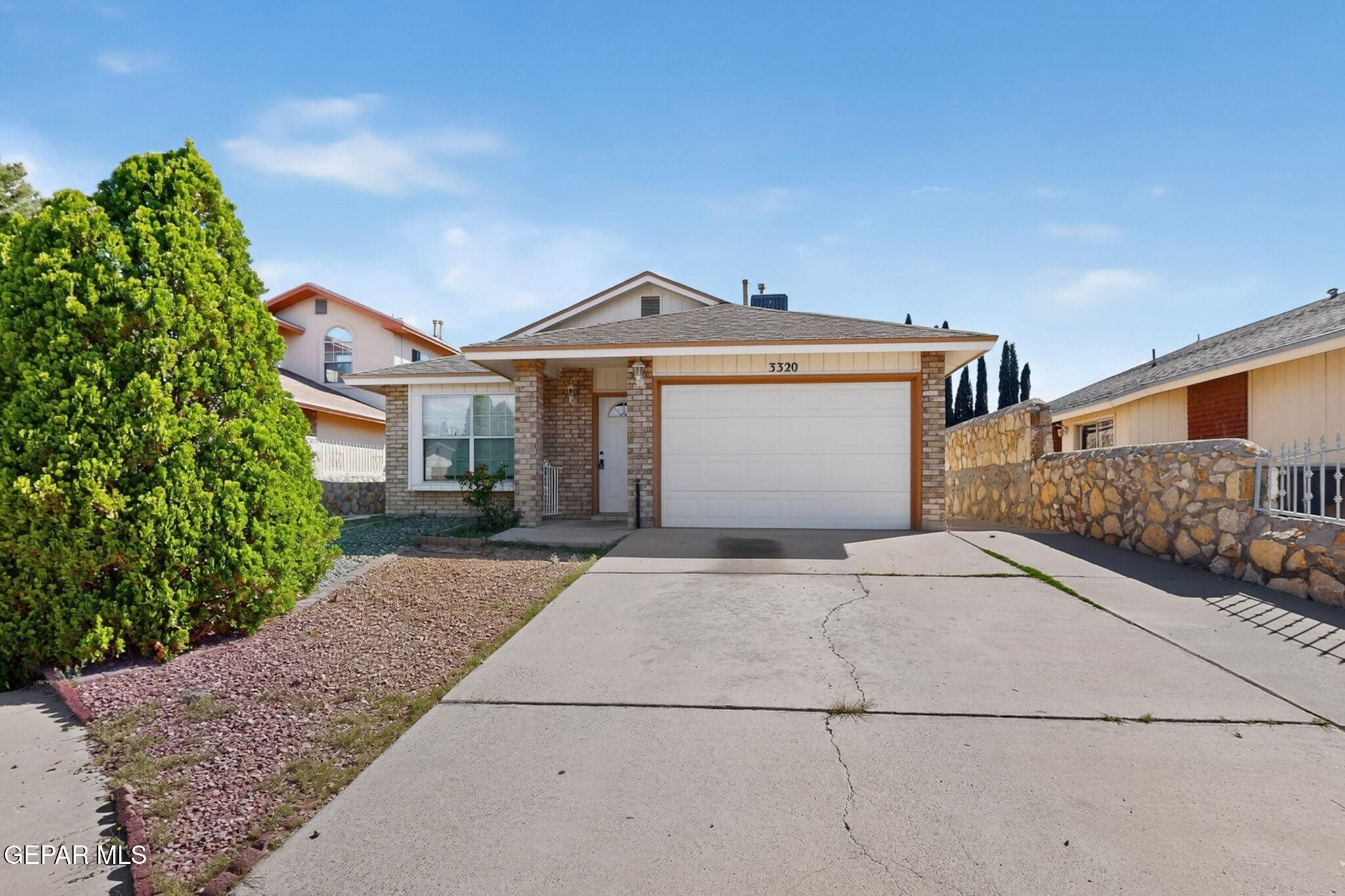 3320 Catherine Ann Drive — photo
