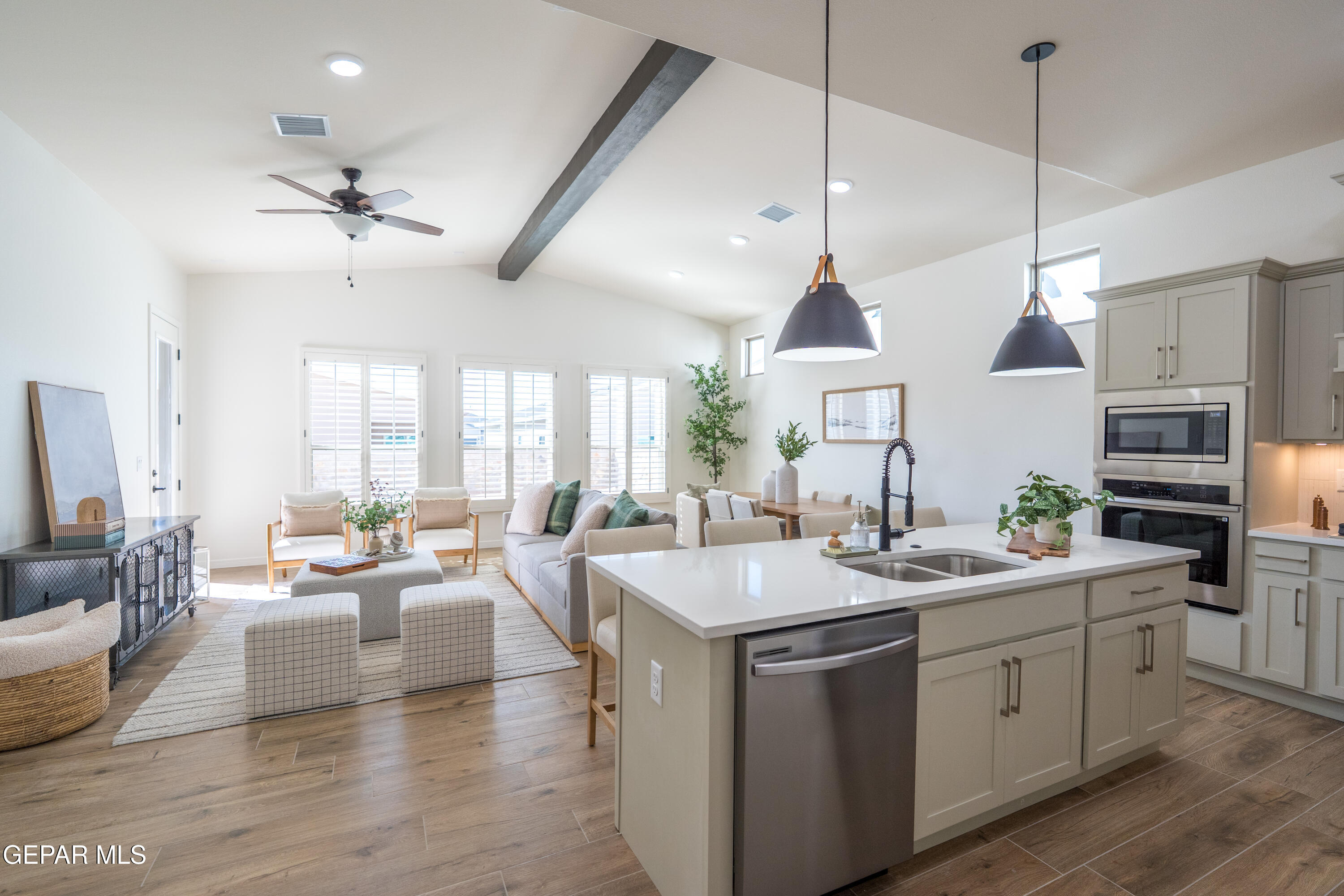 524 Paseo Simple — photo