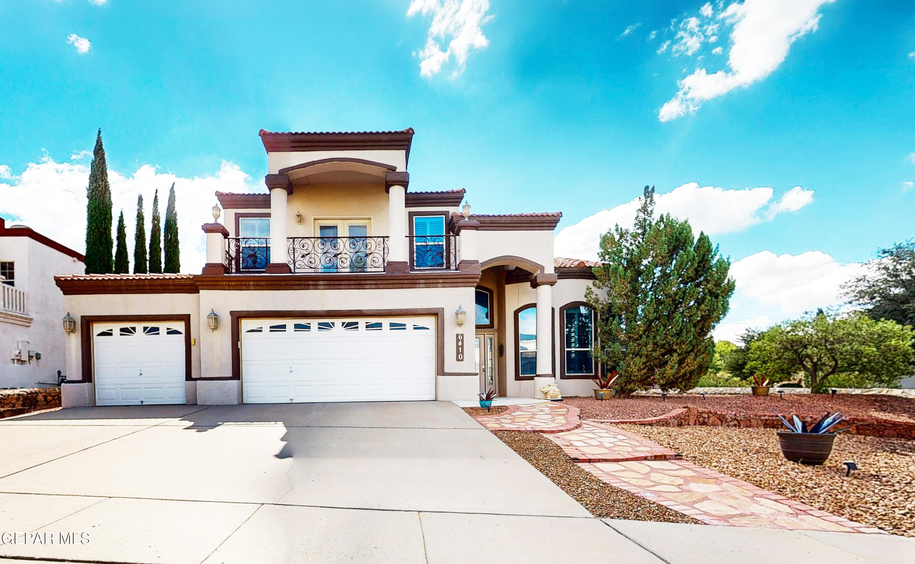 6410 Franklin View Drive — photo
