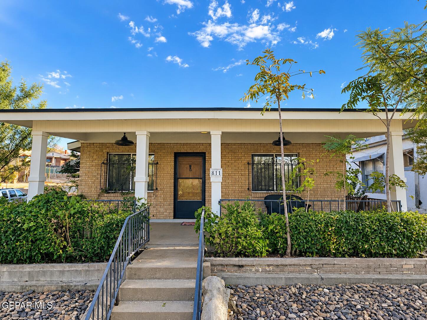 811 Upson Drive — photo