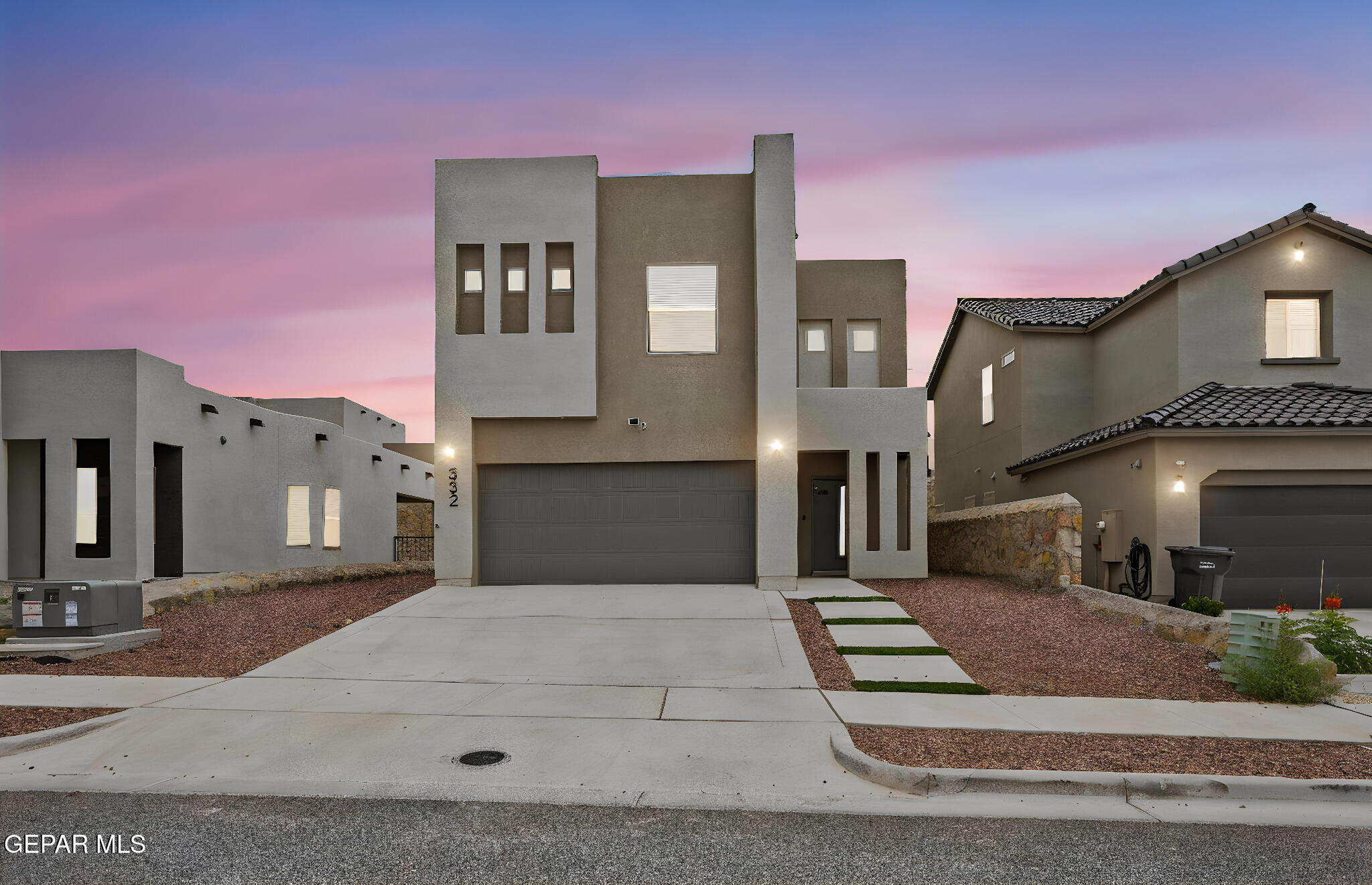 332 Hector Porras Drive — photo