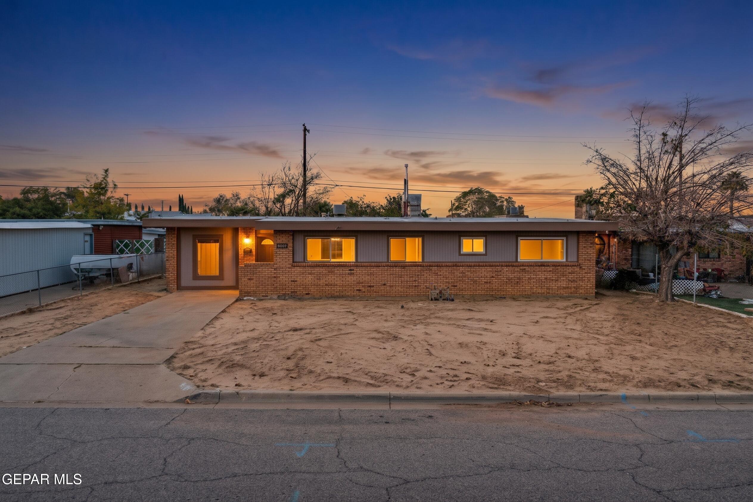 10080 Newcastle Drive — photo