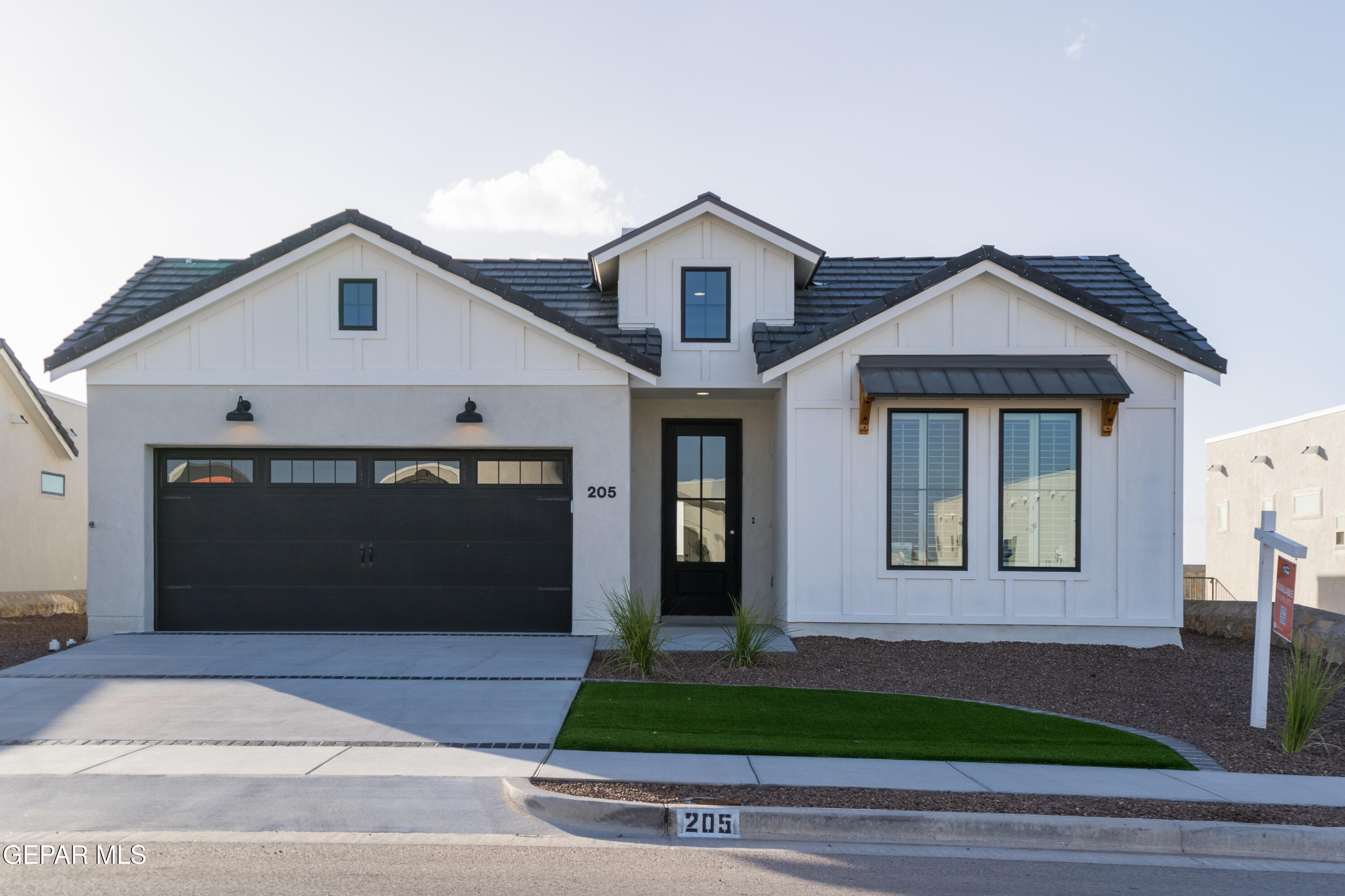13316 Emerald Fire Court — photo