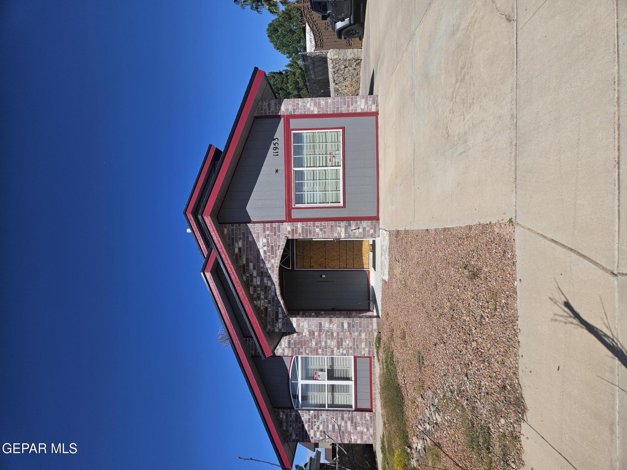 11953 Royal Woods Drive — photo