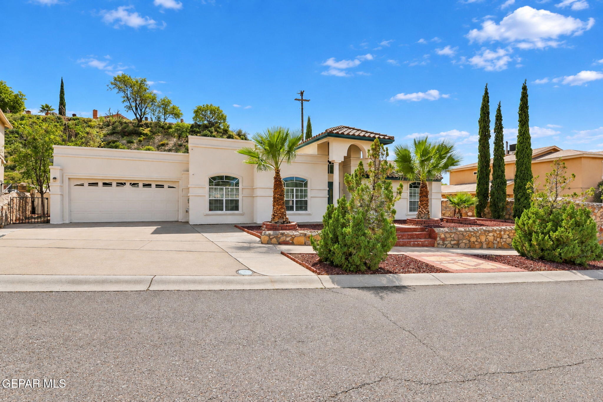 6156 Loma De Cristo Drive — photo