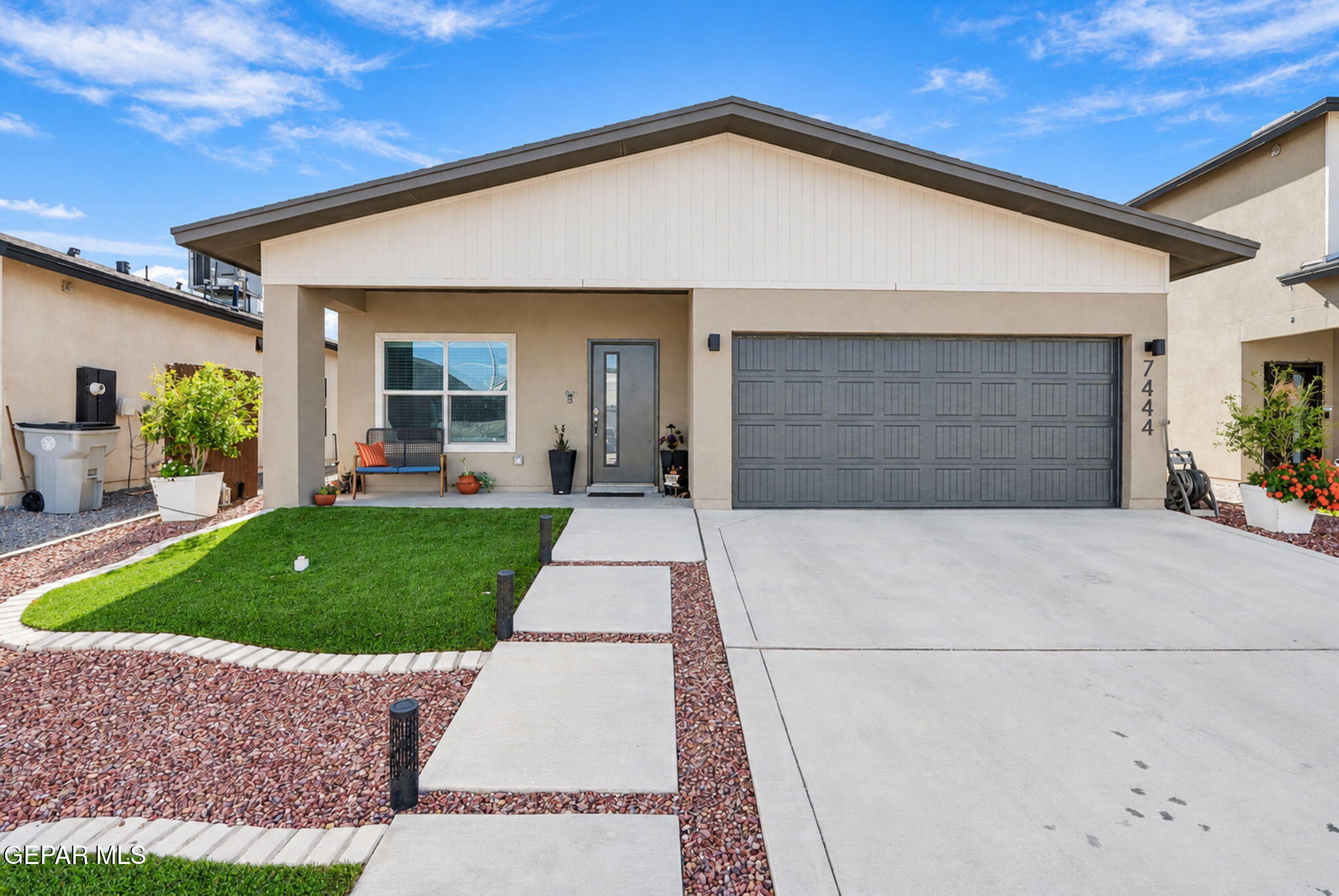 7444 Norte Mesa Lane — photo