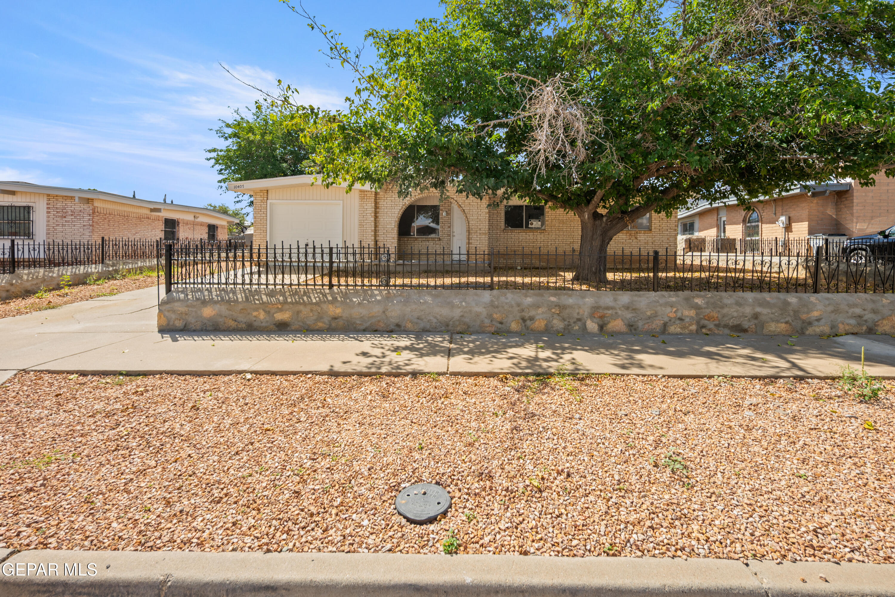 10407 Hermes Drive — photo