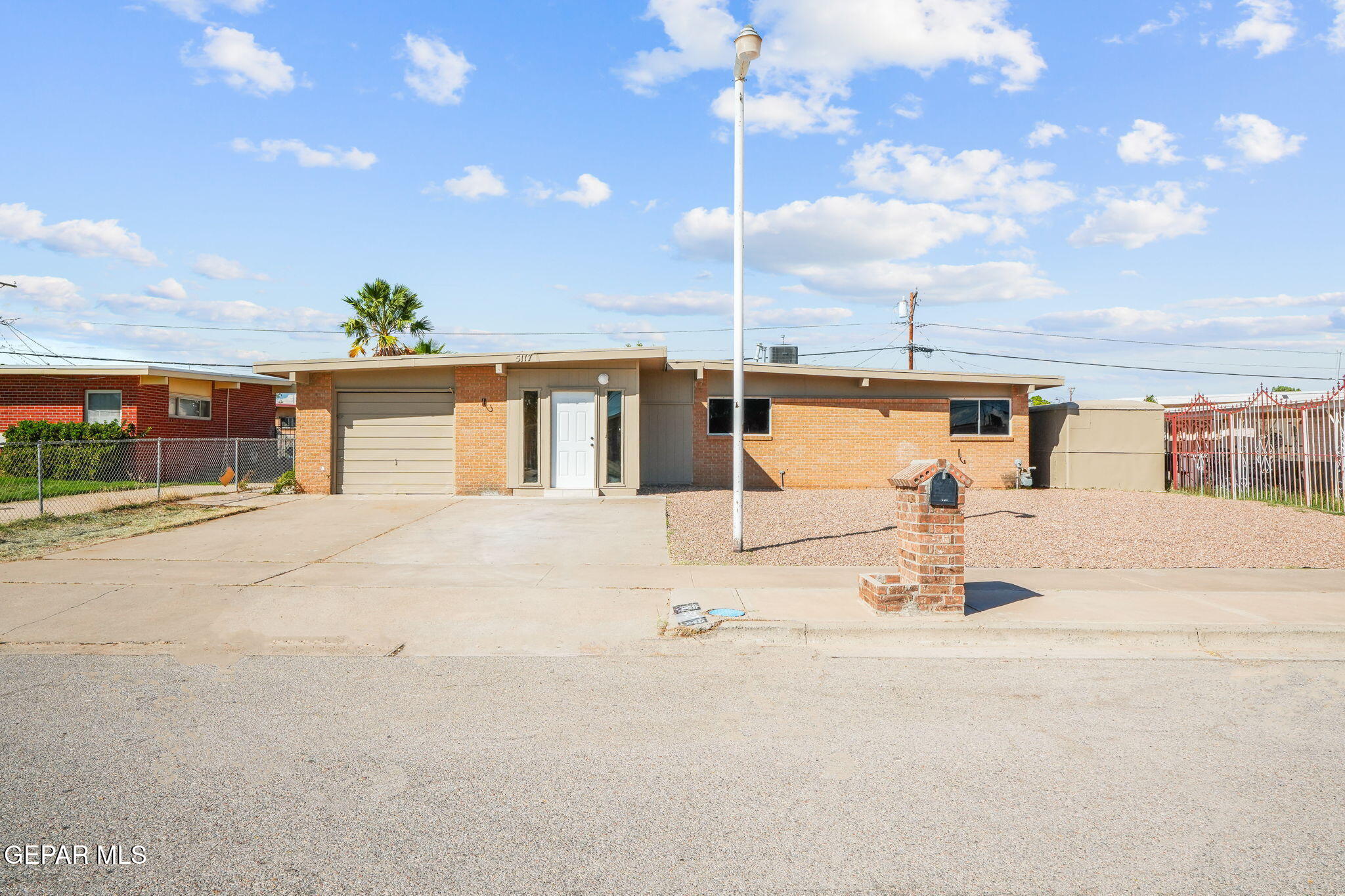 5117 Beautonne Avenue — photo