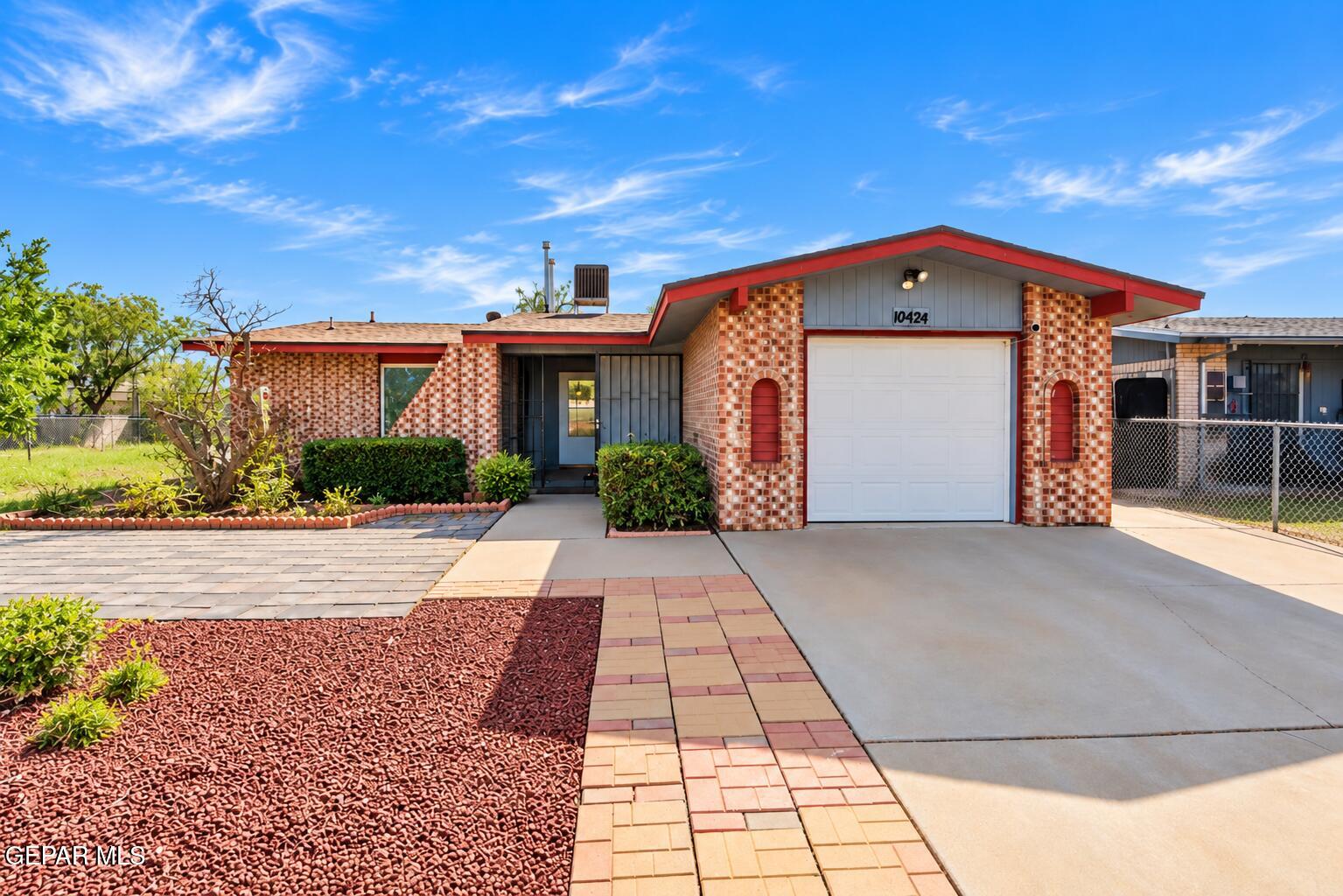 10424 Nolan Drive — photo