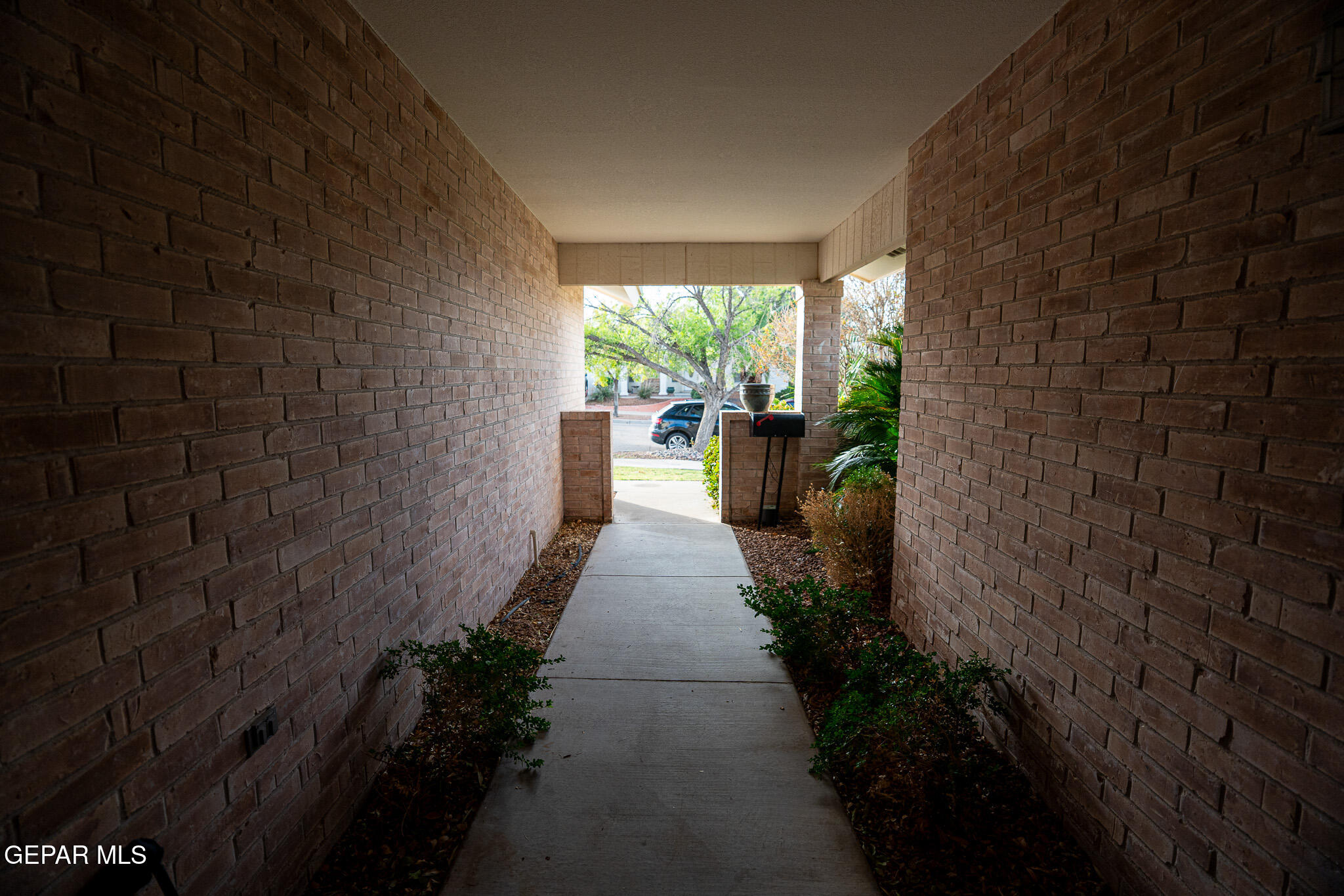 6817 Echo Cliffs Drive, El Paso, TX 79912 — photo 3