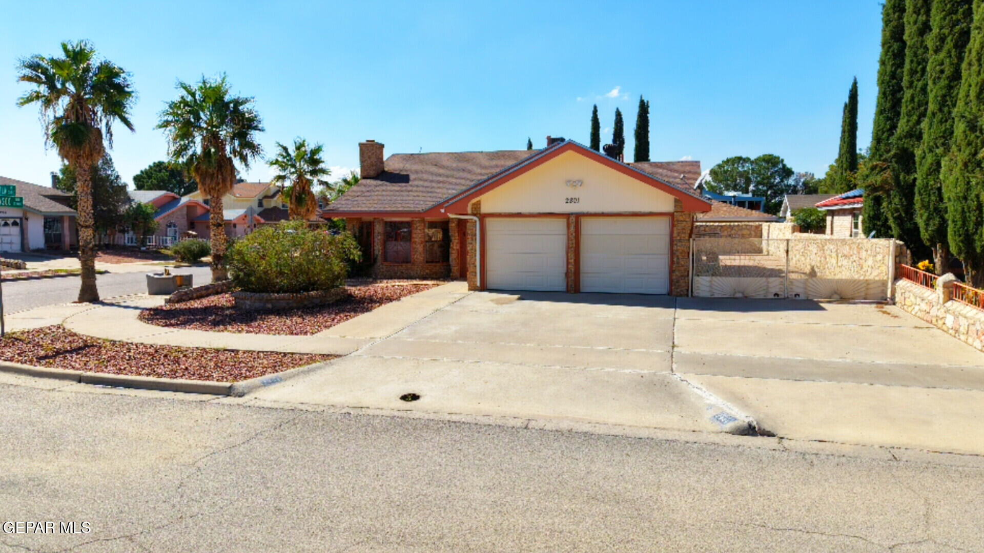 2801 Gilberto Avila Street — photo