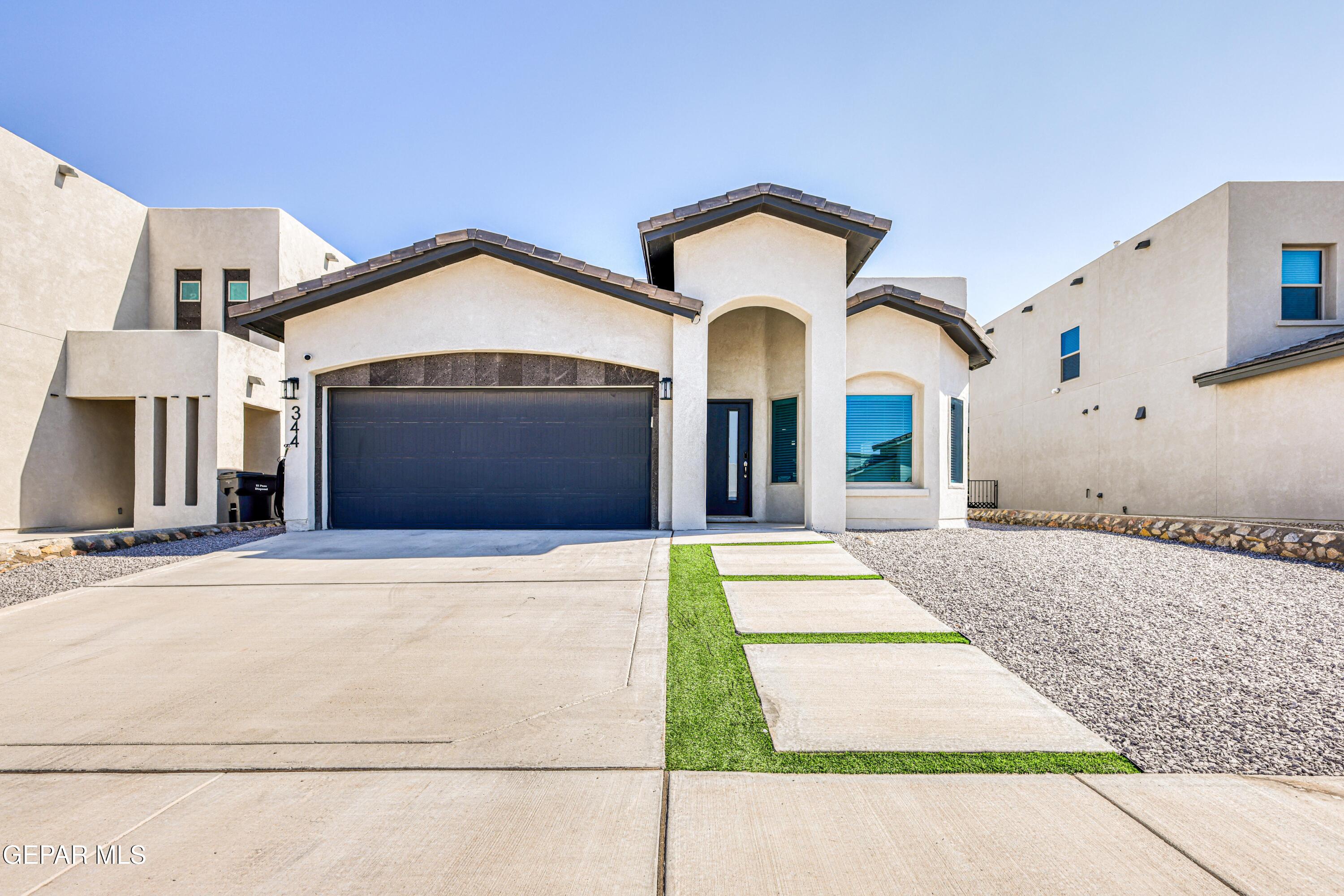 344 Hector Porras Drive — photo