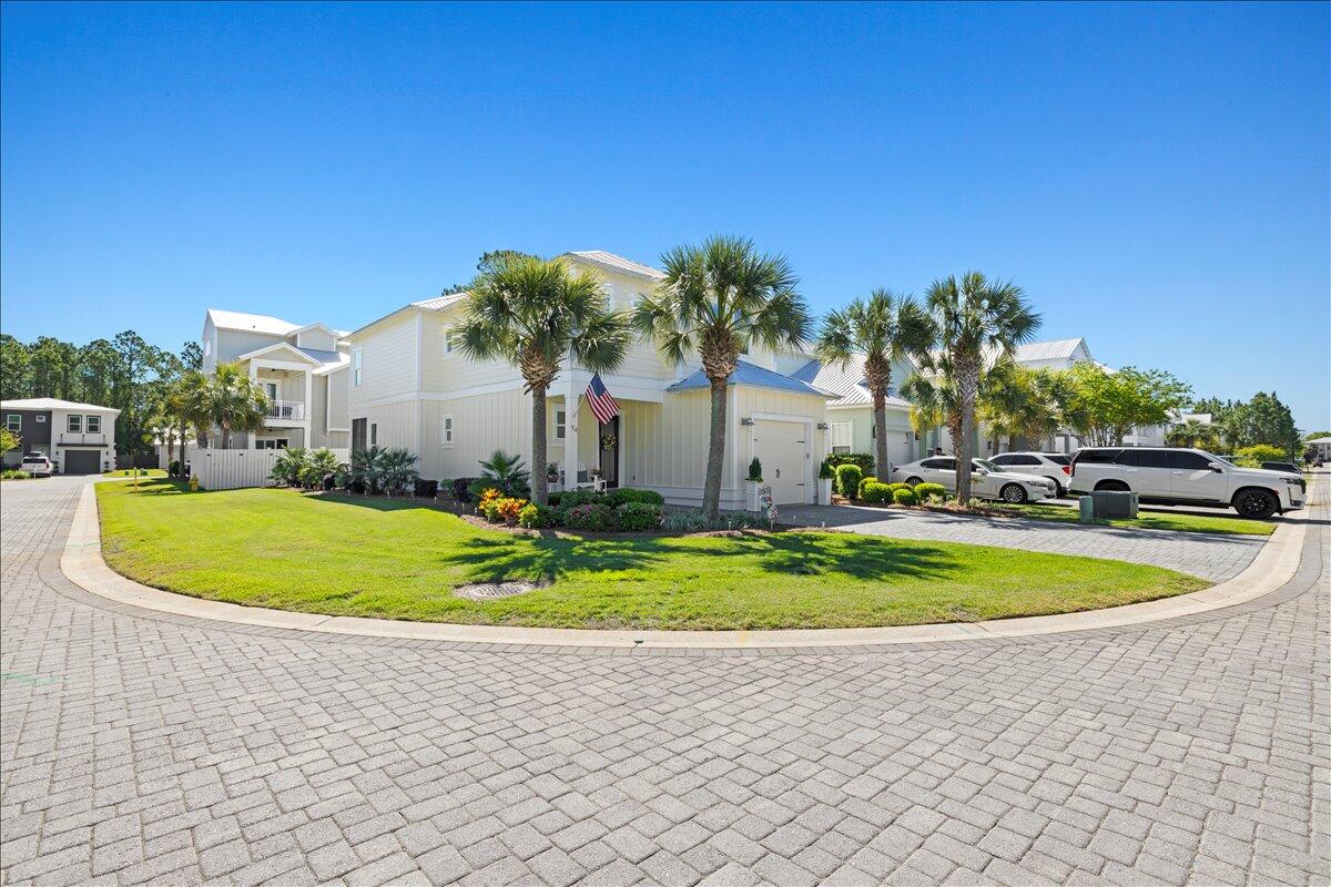 94 Lakeland Drive — photo