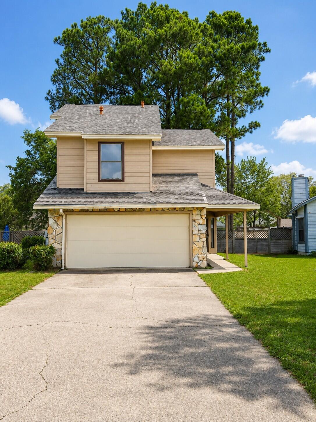 1512 W Mariah Way — photo