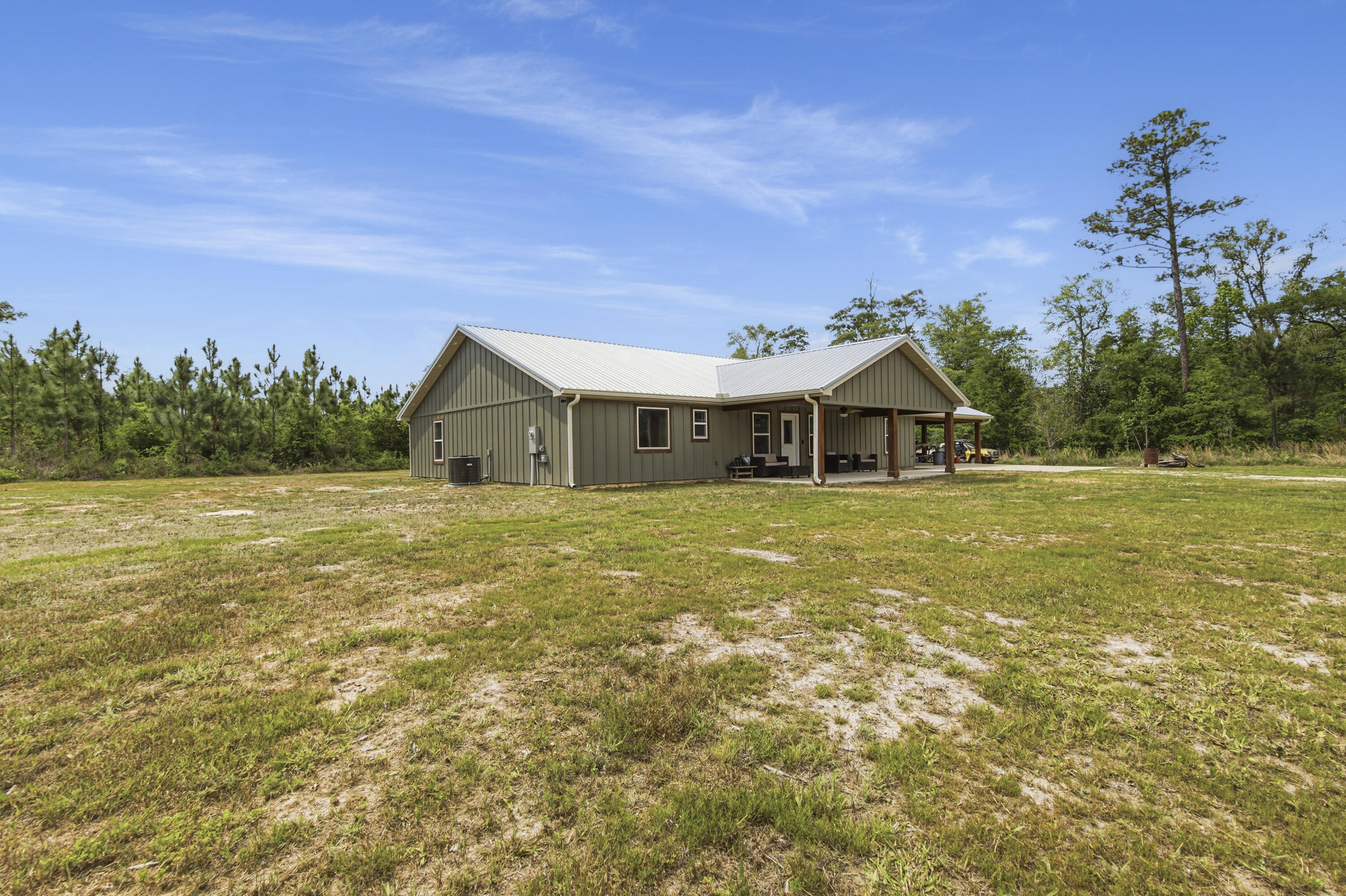 7514 Laird Road — photo