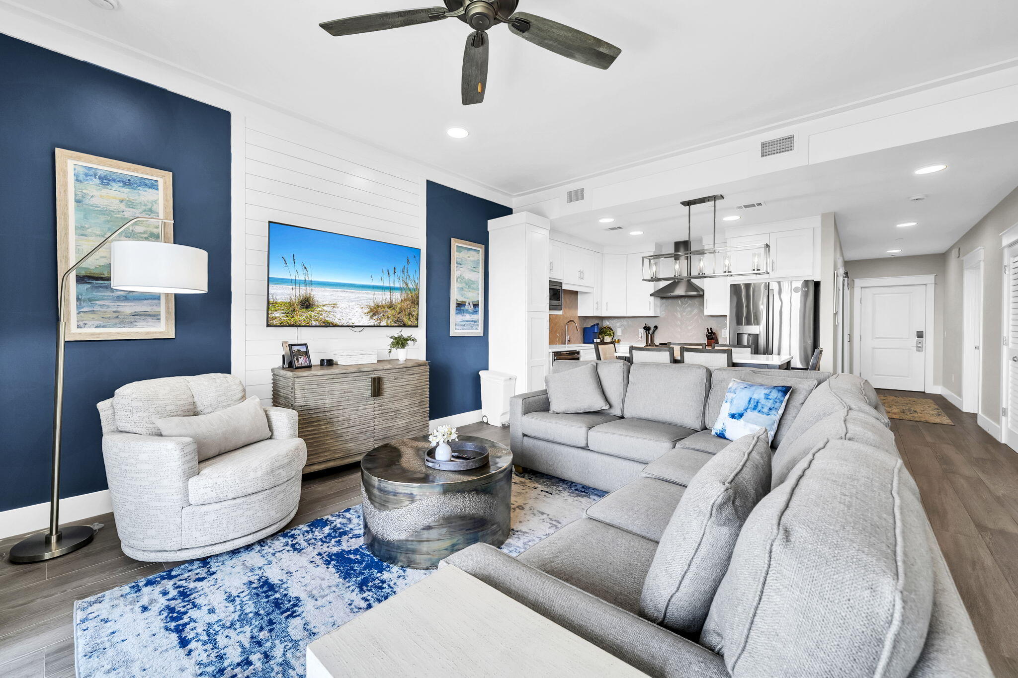 206 Henderson Resort Way 5203 — photo