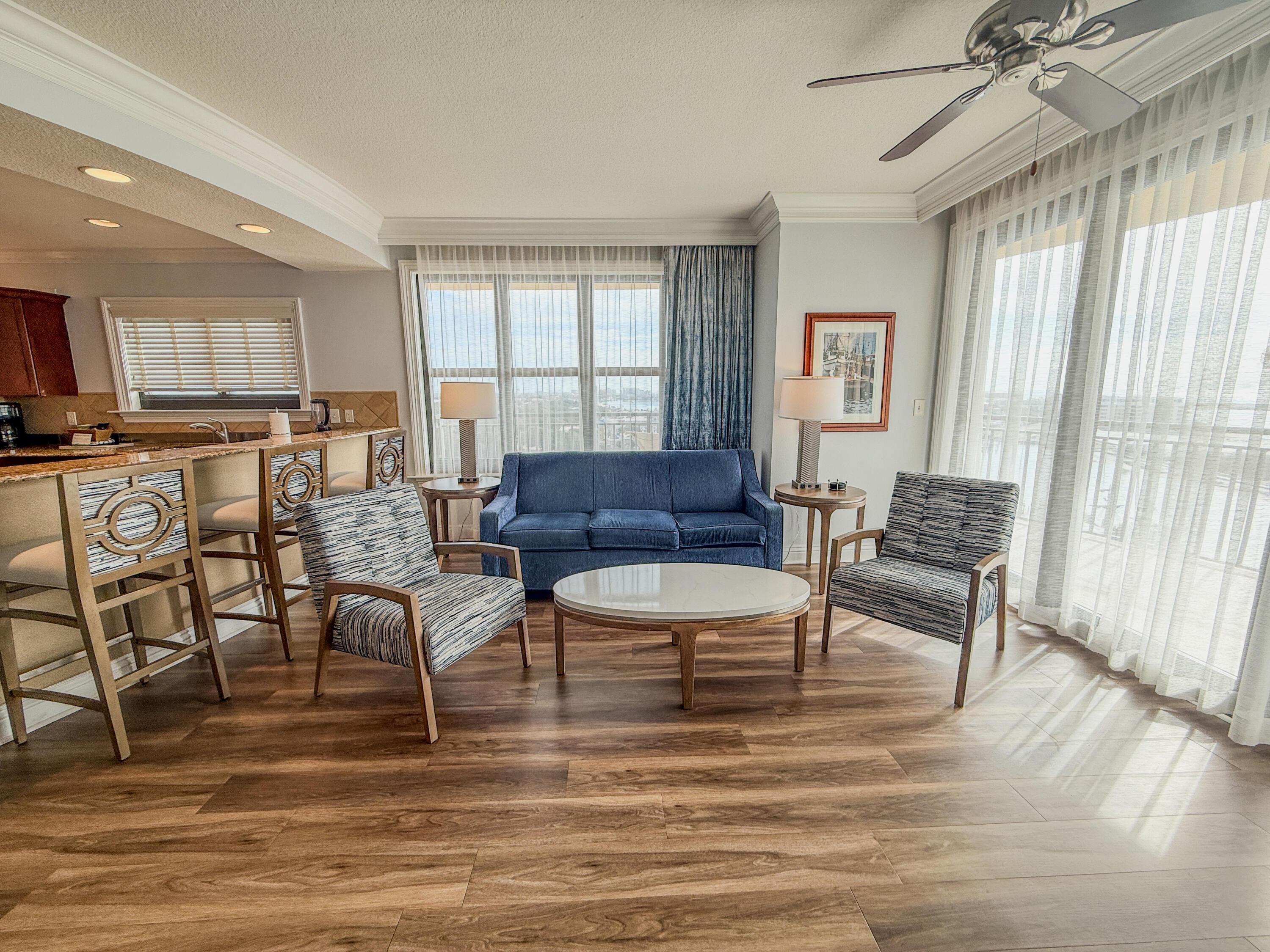 10 Harbor Boulevard E906G — photo