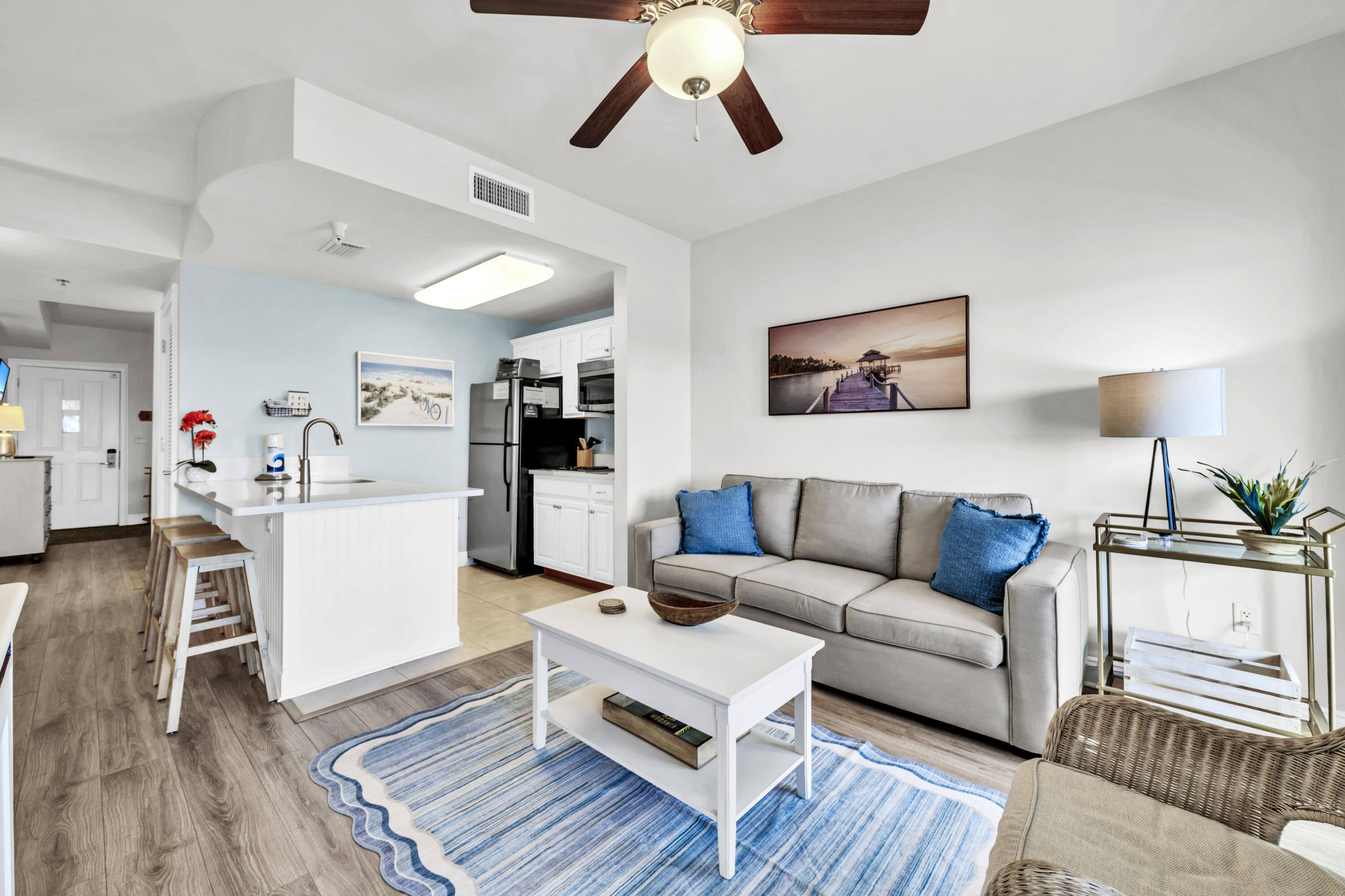 114 Carillon Market Street 402 — photo