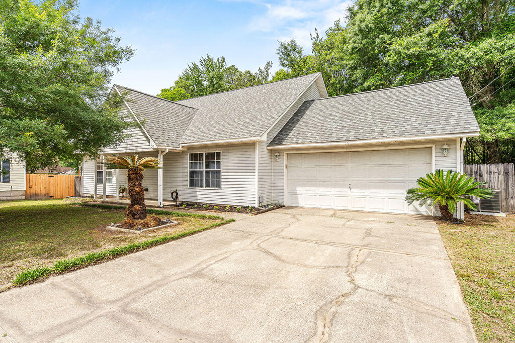 510 Hillview Circle — photo