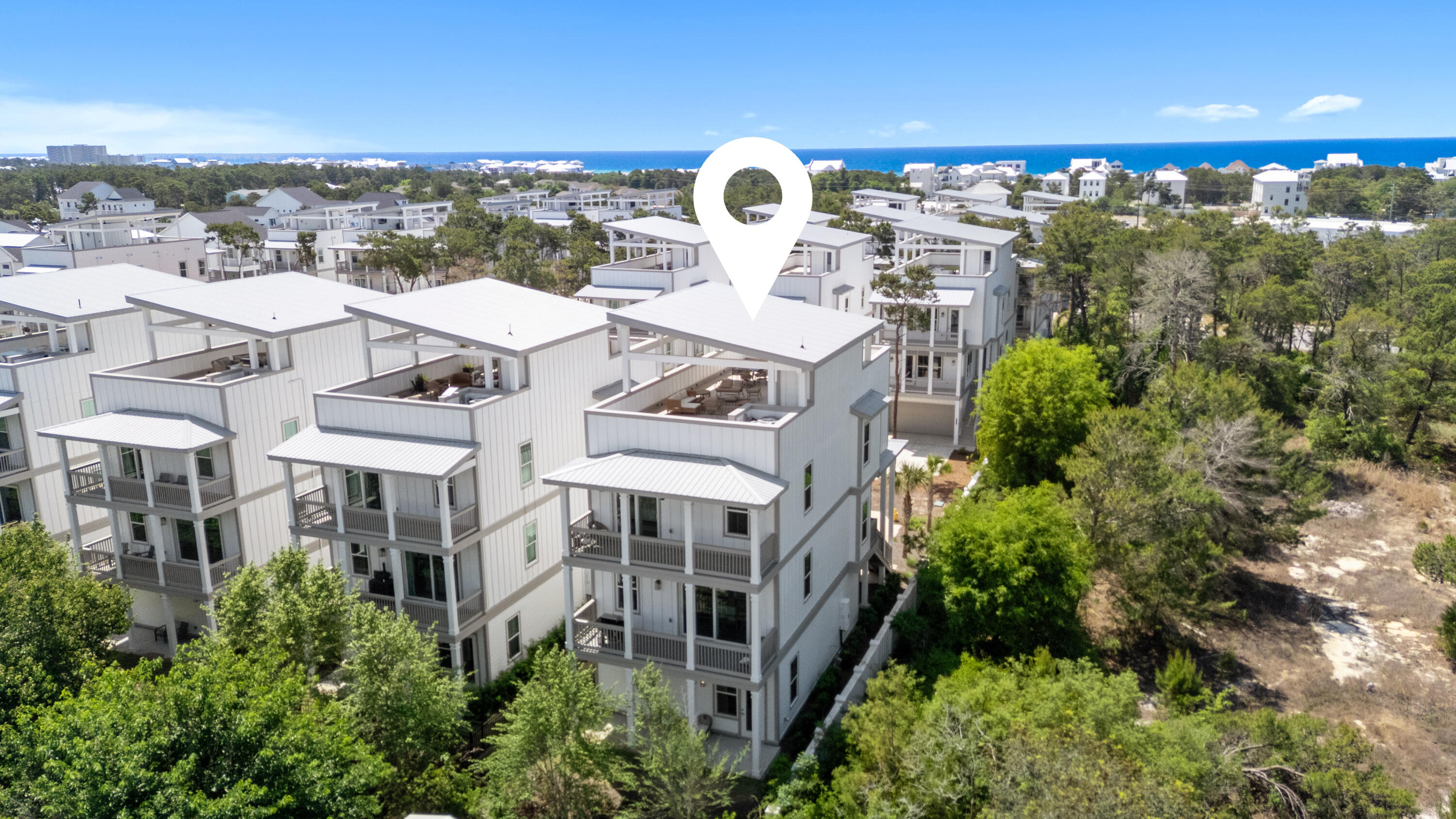 28 W Queen Palm Drive — photo