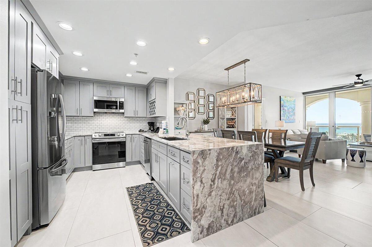 2 Portofino Drive 606 — photo