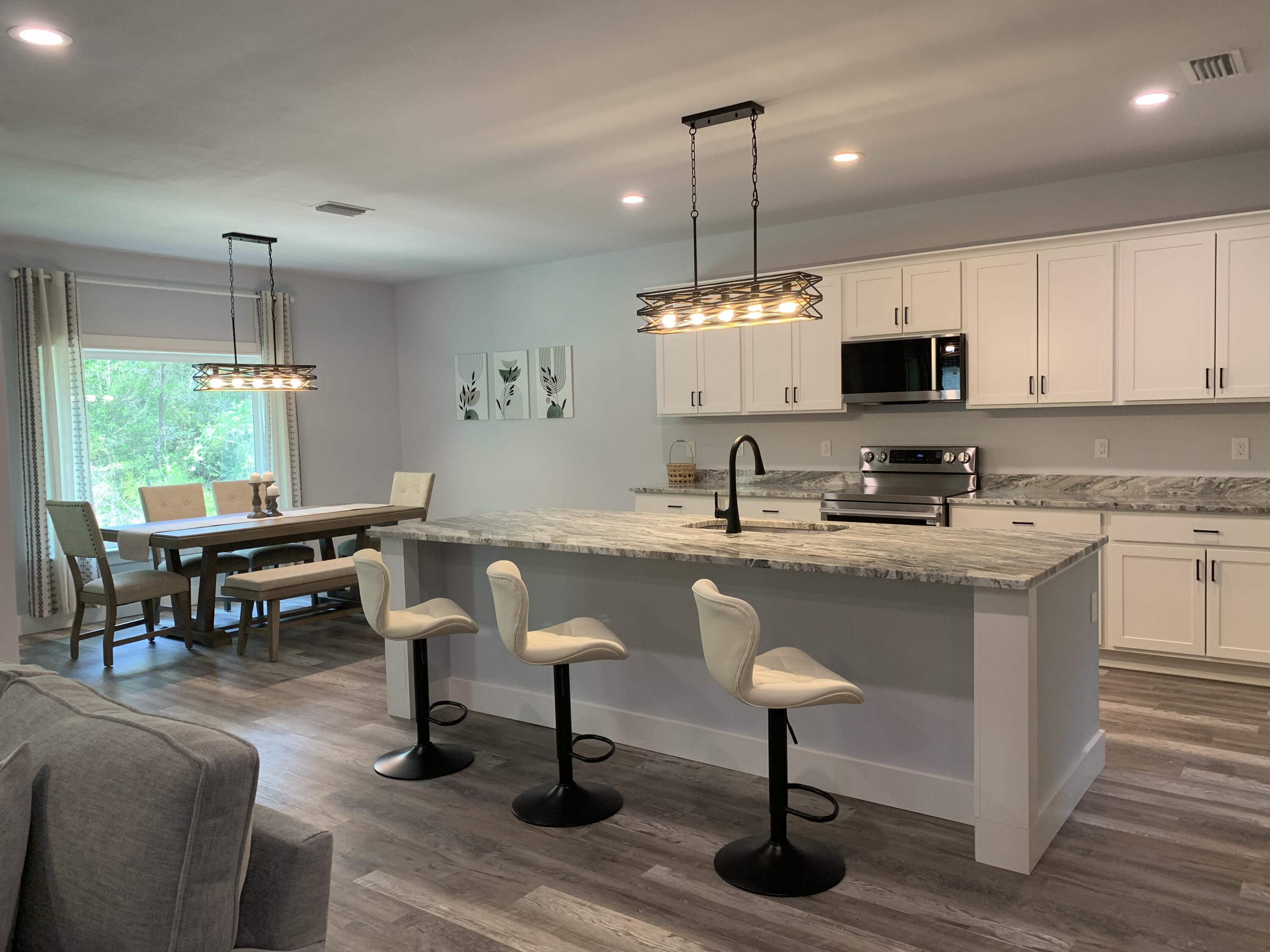 33 Lafayette Creek — photo
