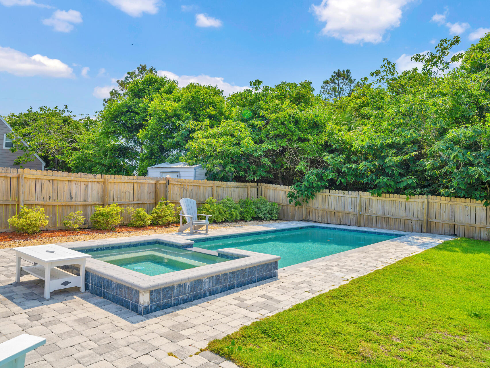 125 Malaga Place — photo