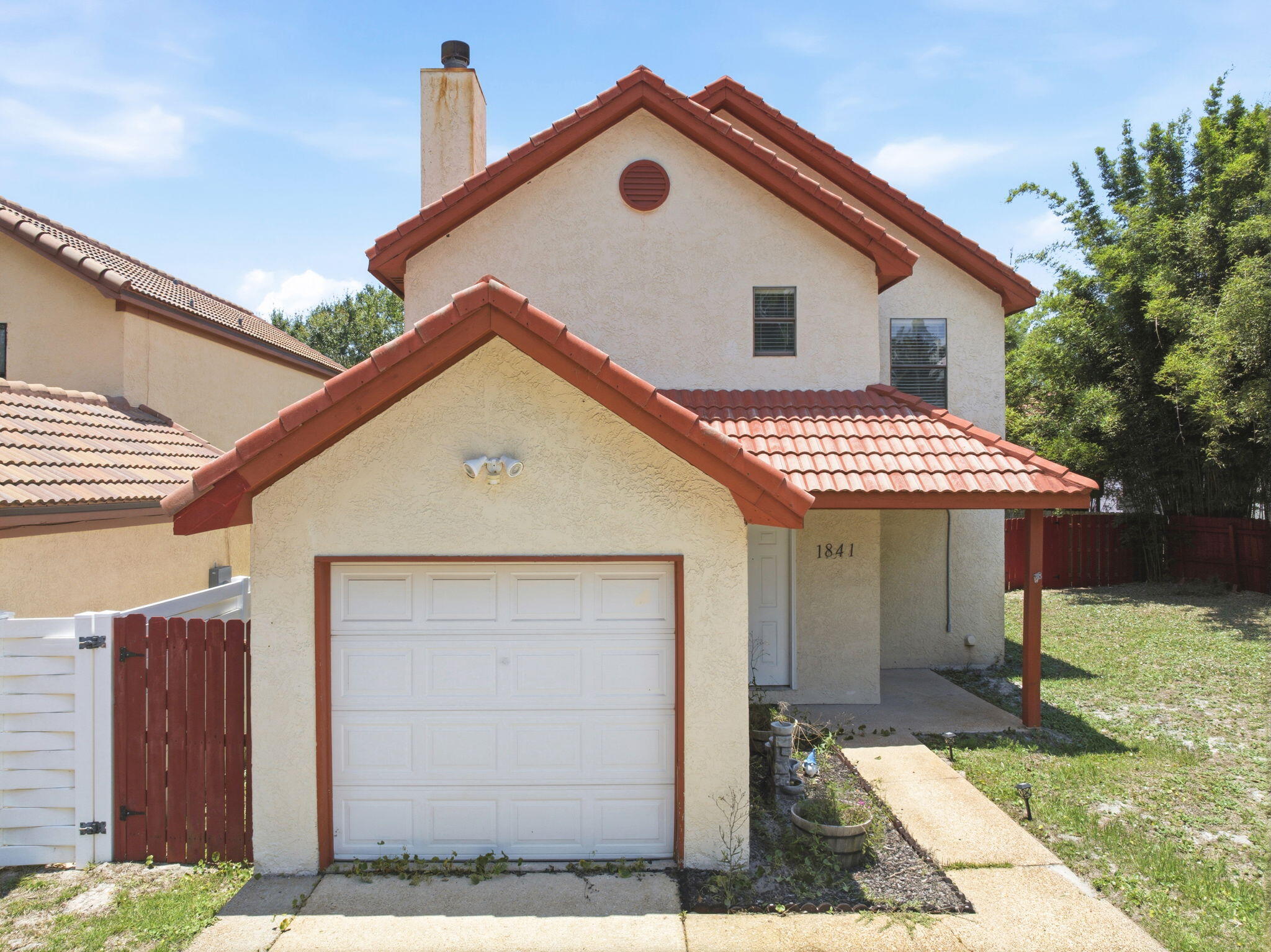 1841 E Smugglers Cove Drive — photo