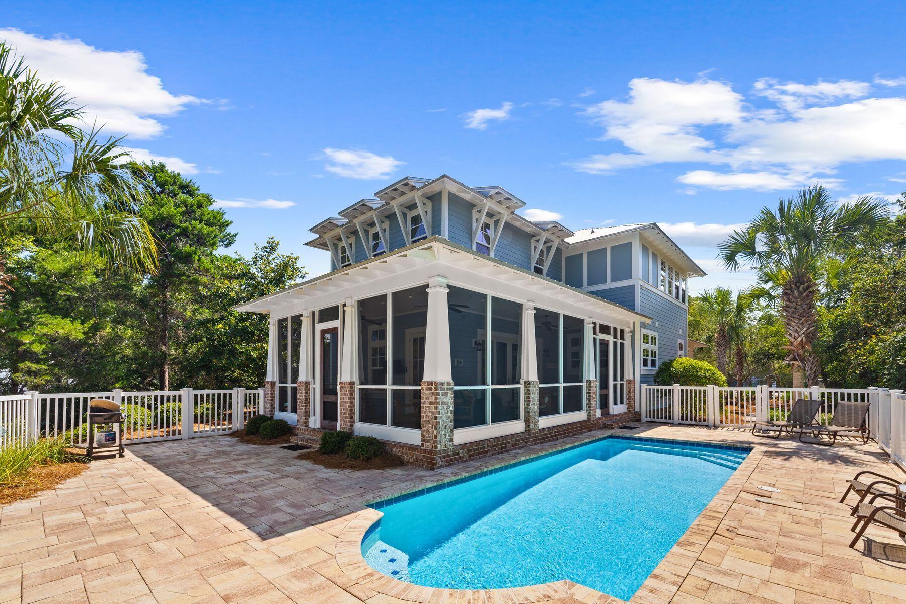 376 Lakewood Drive — photo